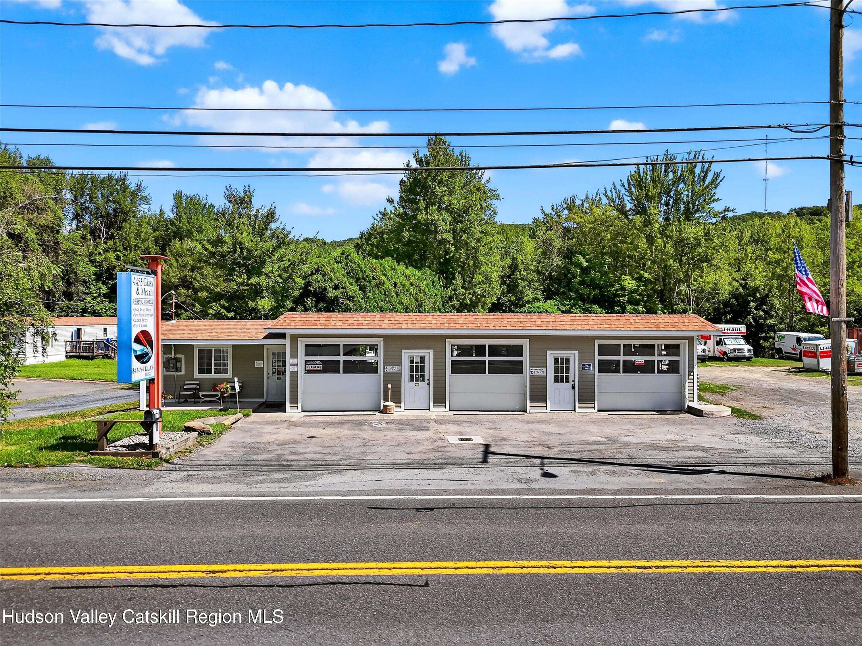 Highland, NY 12528,557 Route 44/55