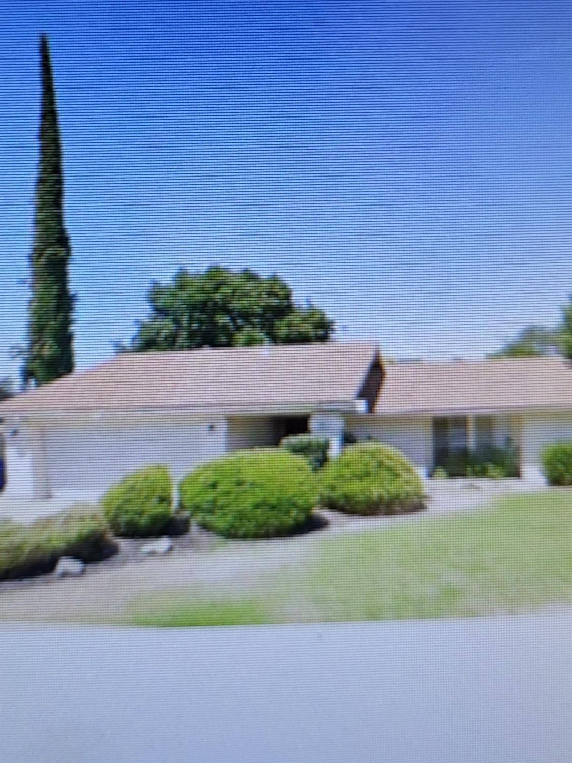 Clovis, CA 93611,464 Bliss Avenue