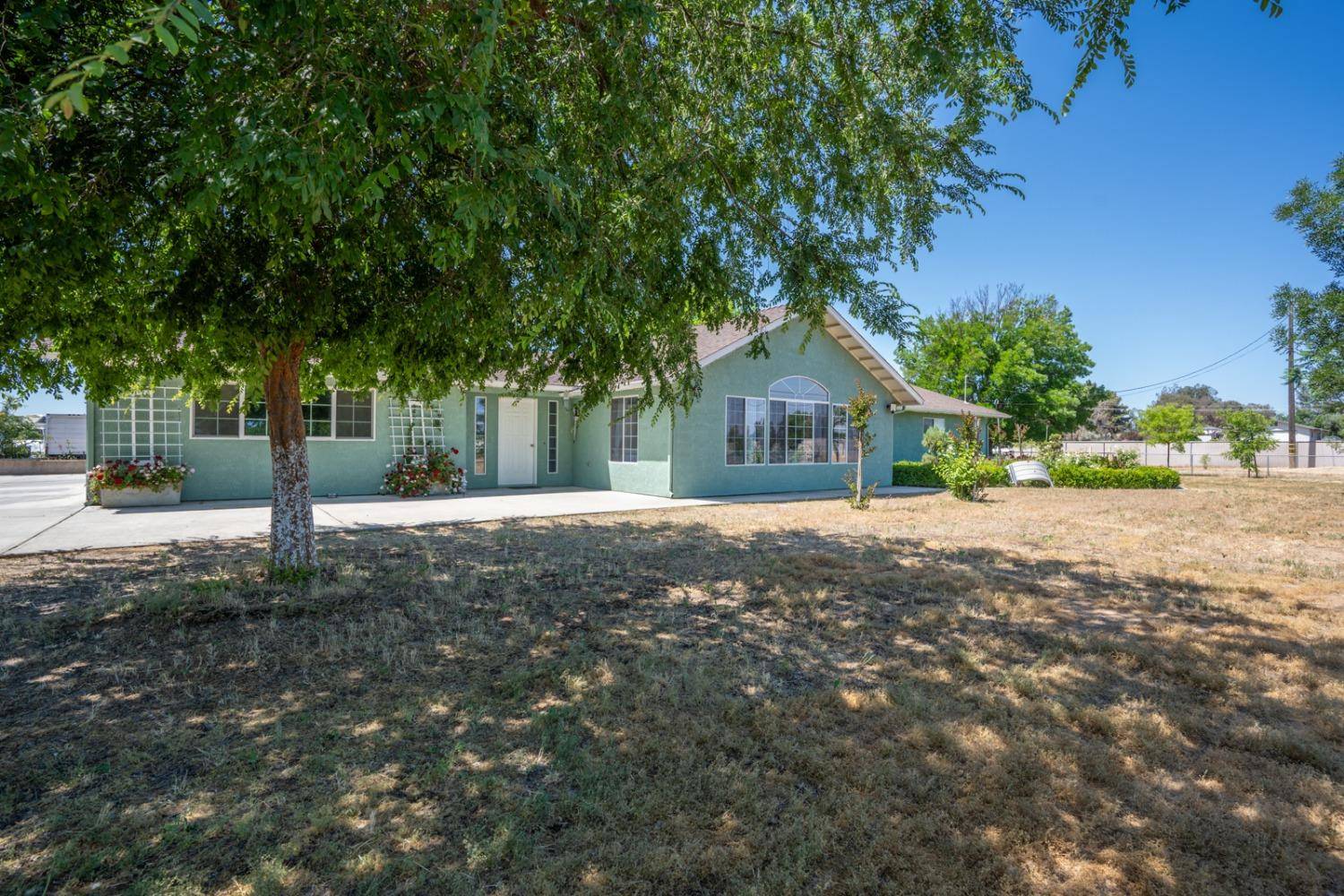 Fresno, CA 93722,5397 W Shields Avenue