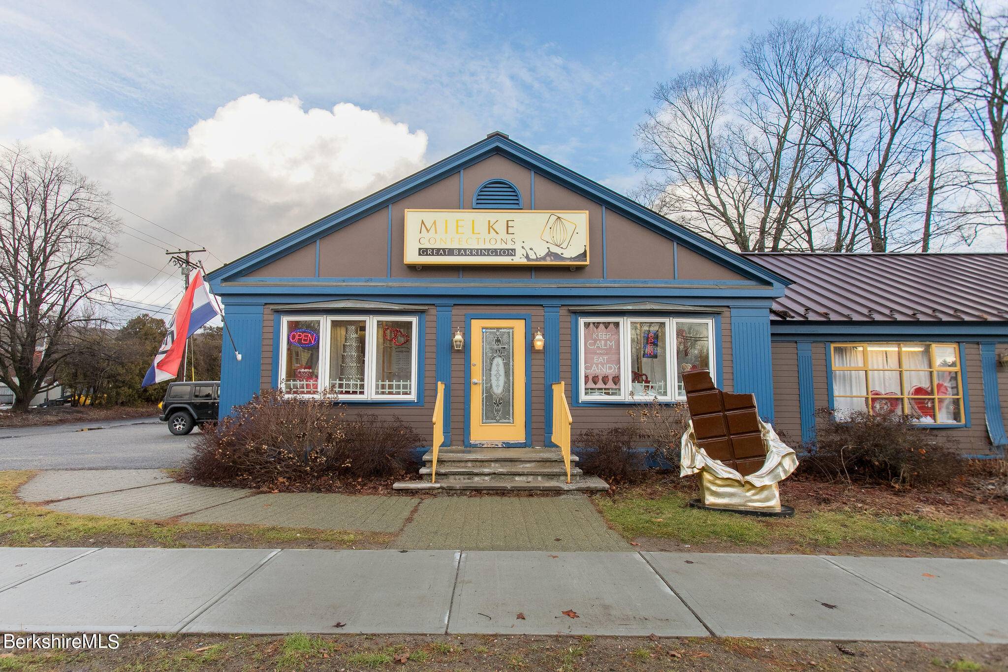 Great Barrington, MA 01230,260 Stockbridge Rd