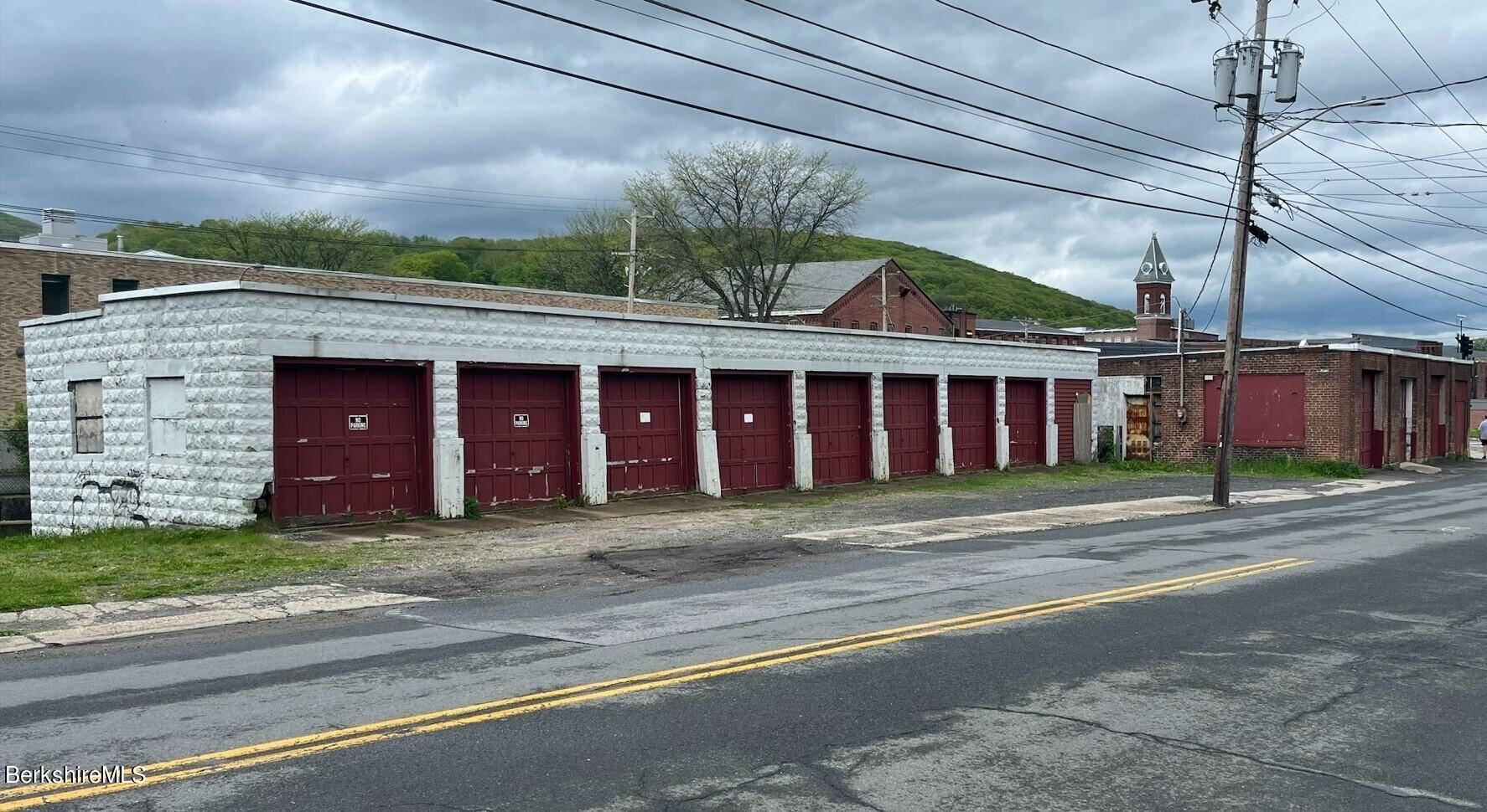 North Adams, MA 01247,156 River St