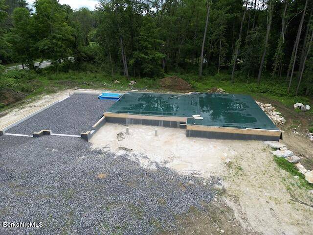 Egremont, MA 01258,1 Terra Ferma Dr