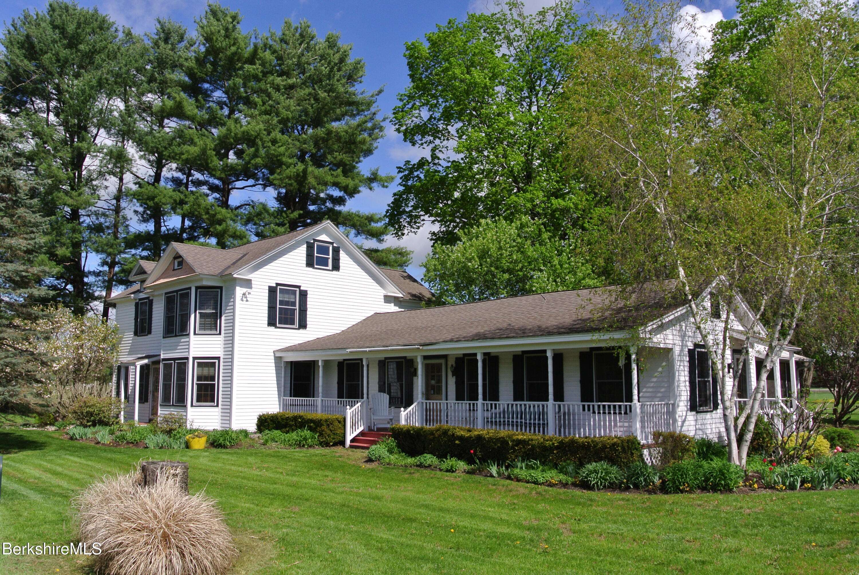 Great Barrington, MA 01230,54 Egremont Plain Rd