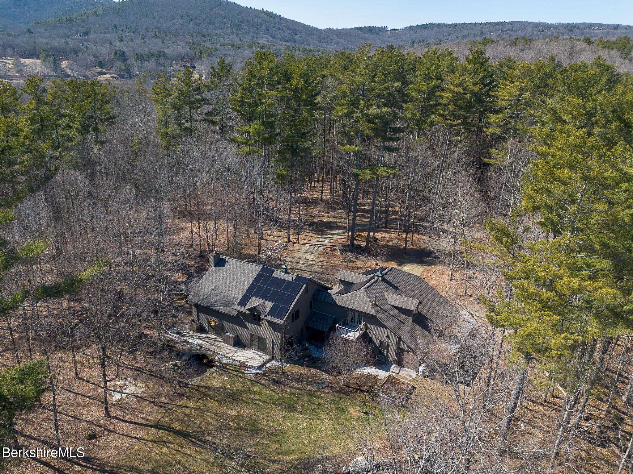 Egremont, MA 01258,173 hillsdale Rd