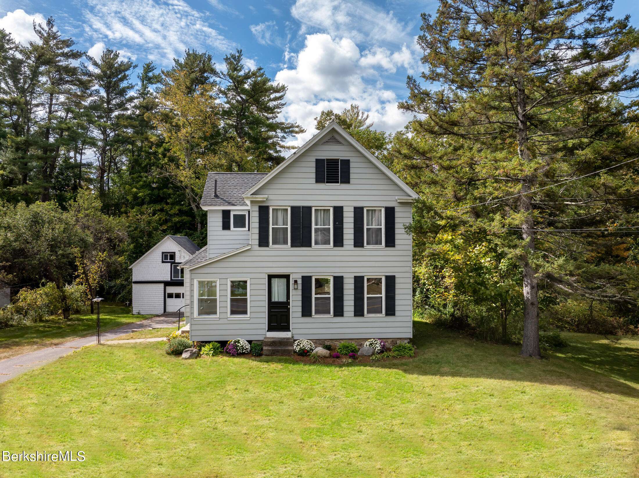 Williamstown, MA 01267,181 Bridges Rd