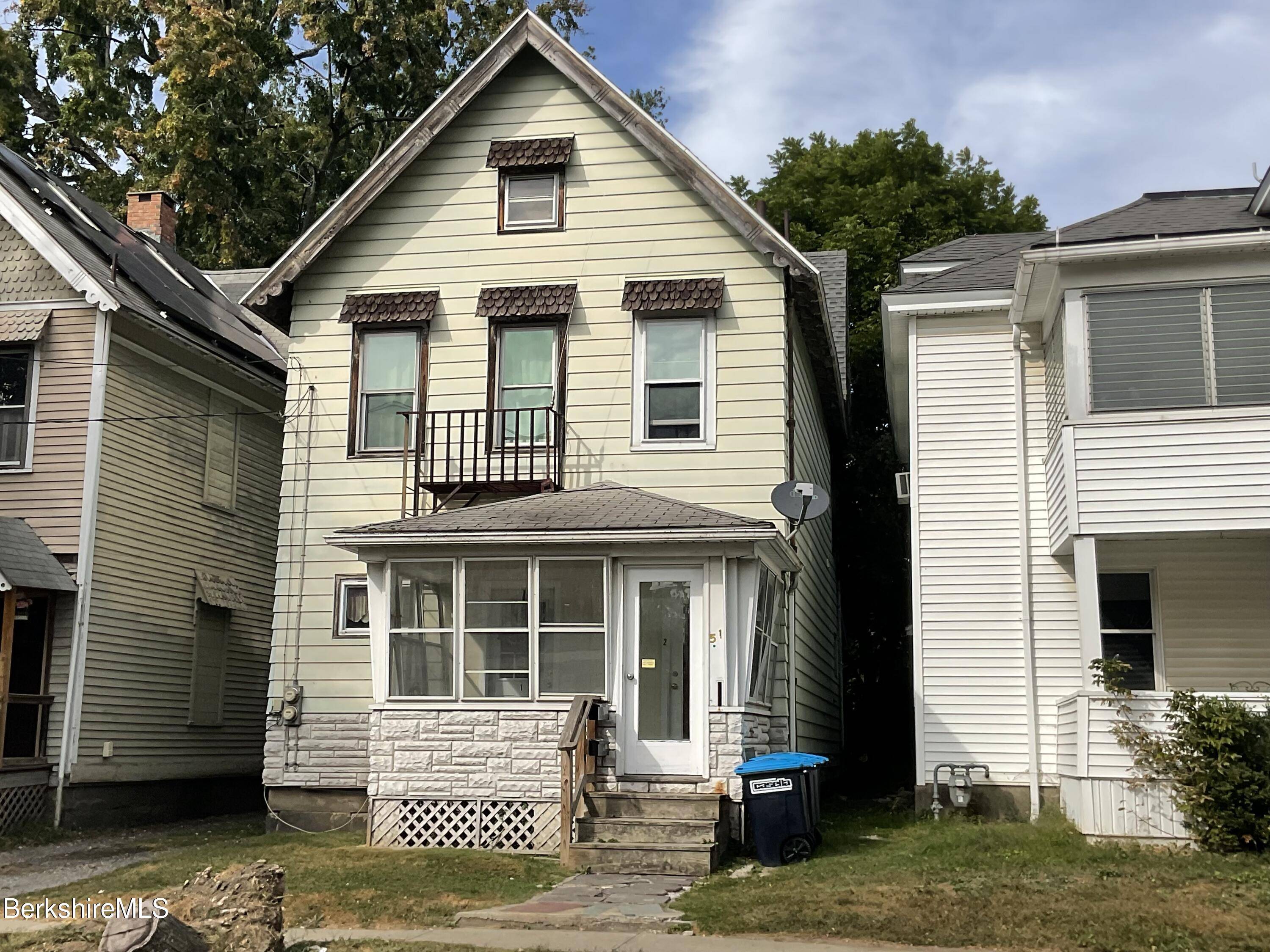Pittsfield, MA 01201,51-53 Adam St