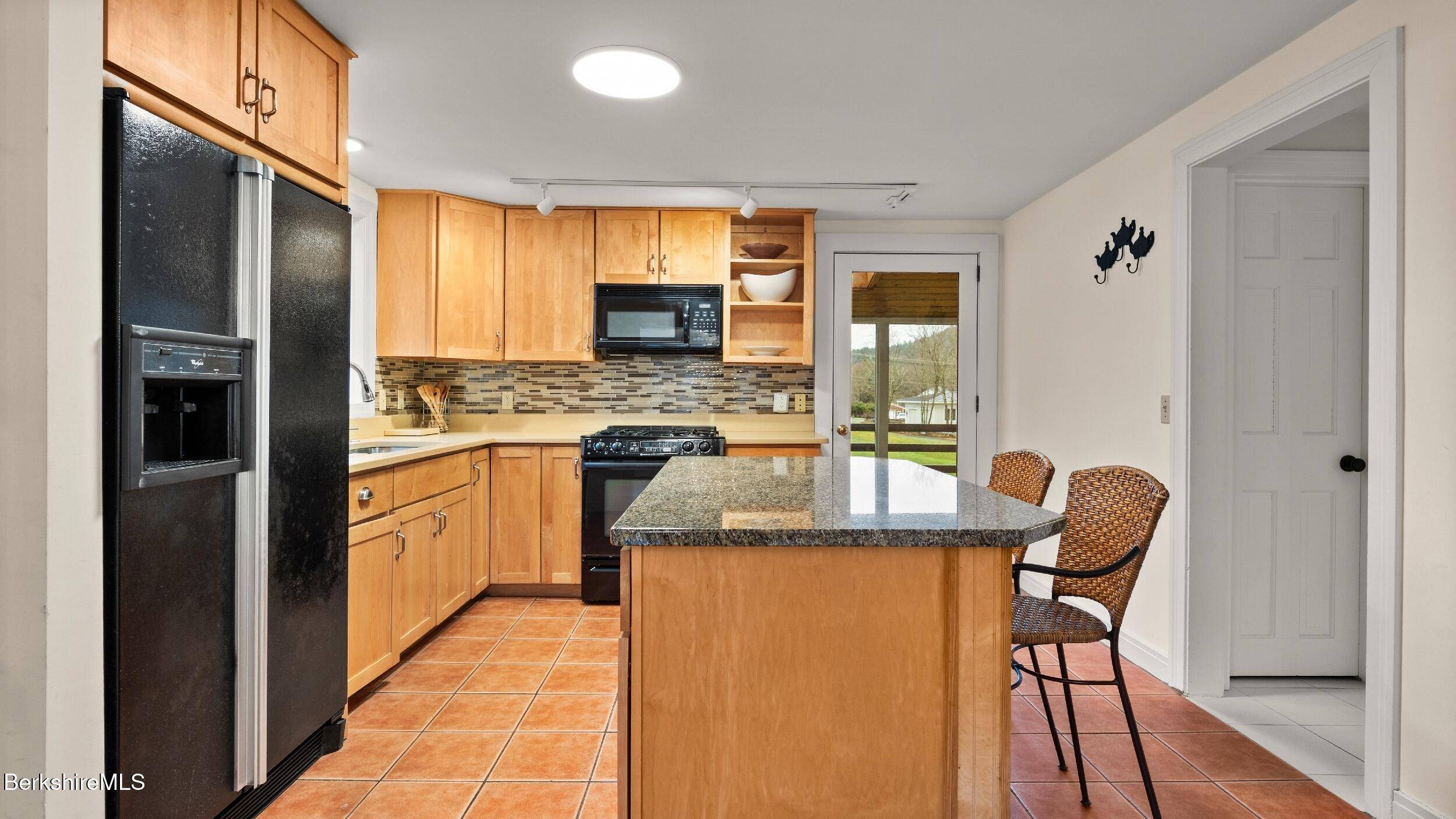 Great Barrington, MA 01230,11 Prospect St