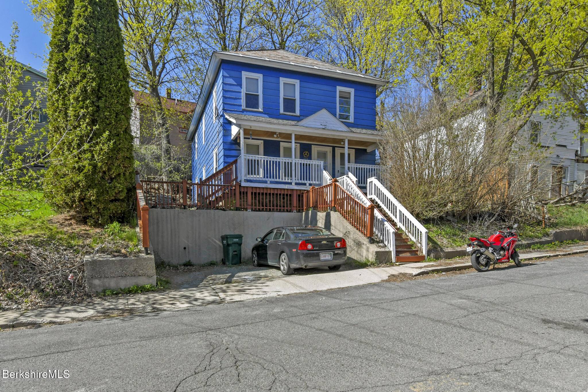 North Adams, MA 01247,129-131 E Quincy St