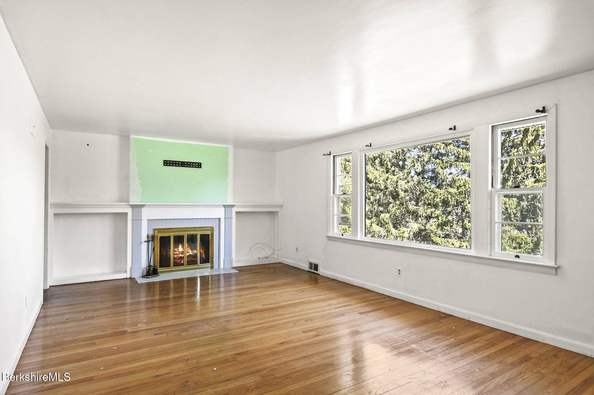 Pittsfield, MA 01201,35 Deborah Ave