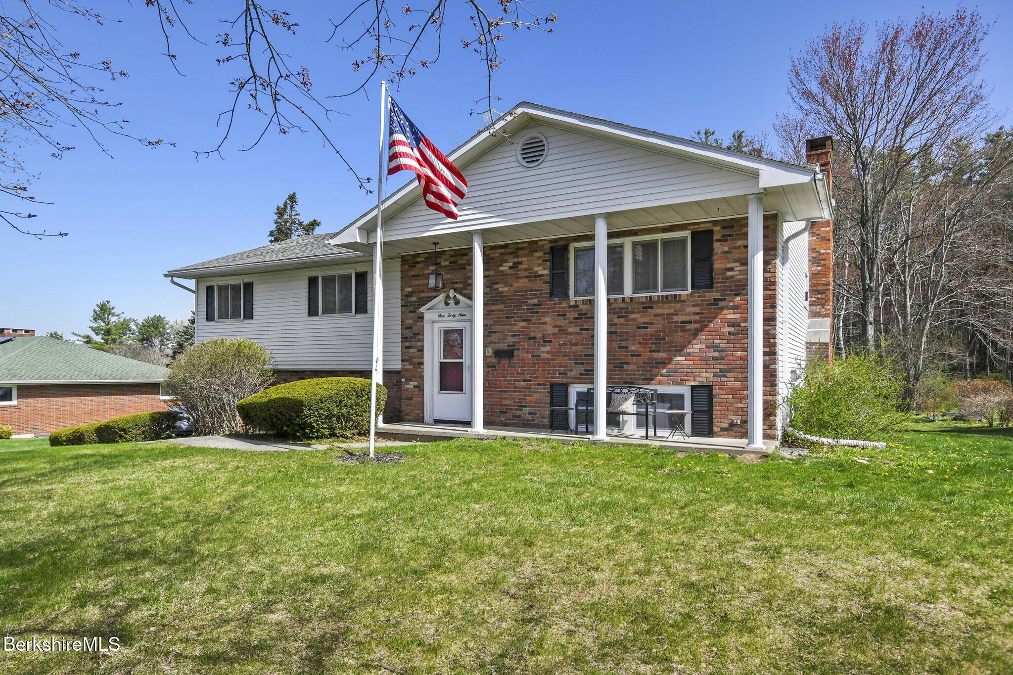 Pittsfield, MA 01201,149 Kittredge Rd