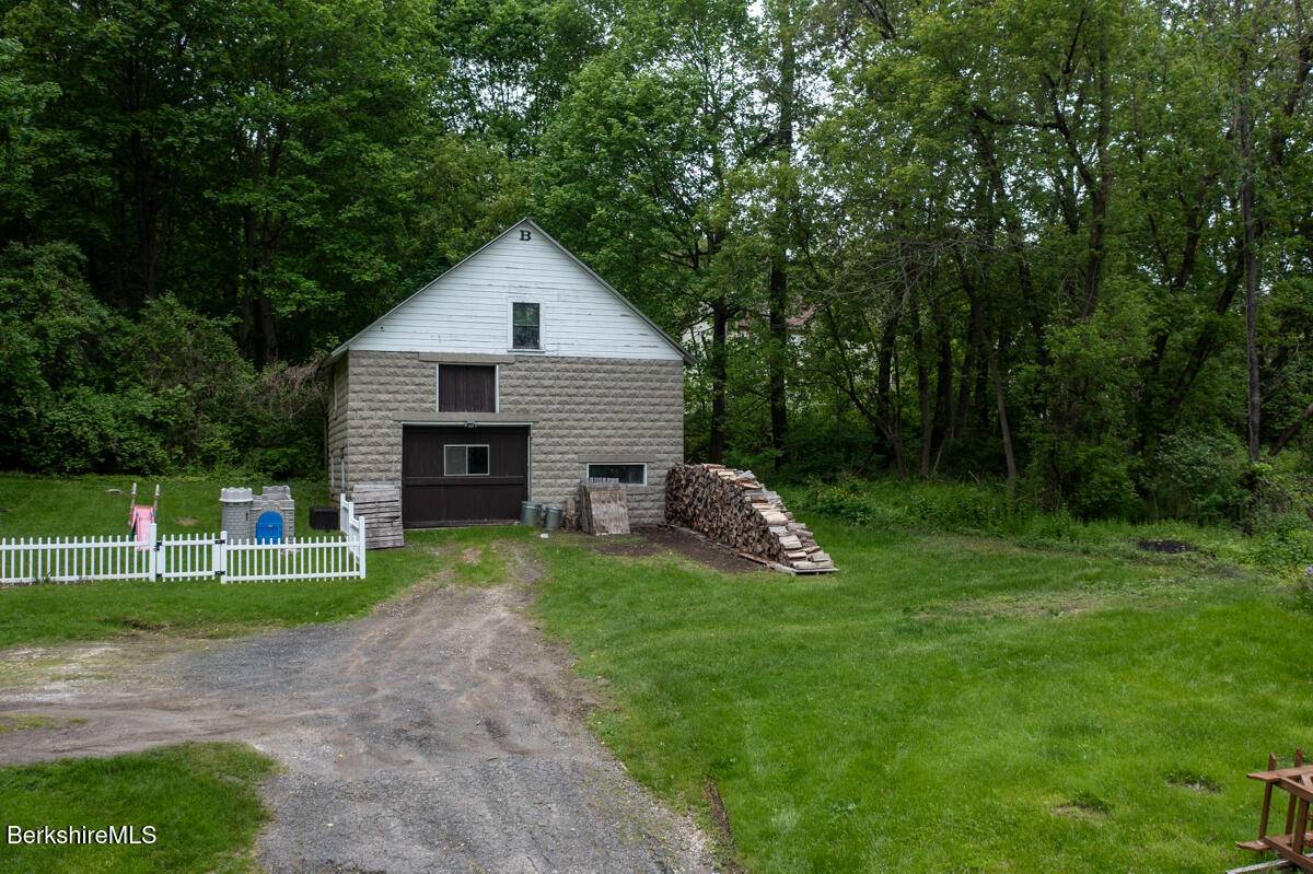 North Adams, MA 01247,413 S State St