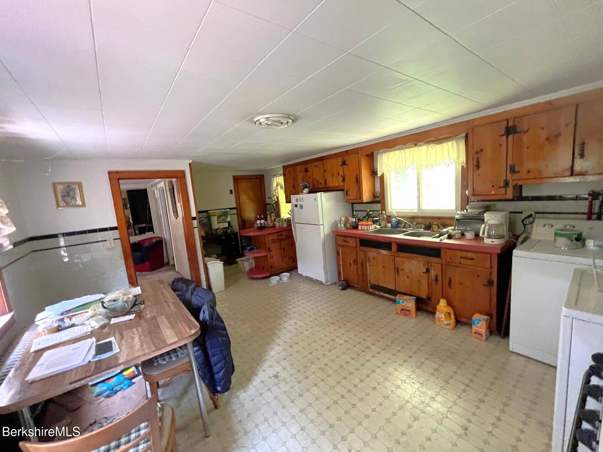 West Stockbridge, MA 01266,19 Great Barrington Rd