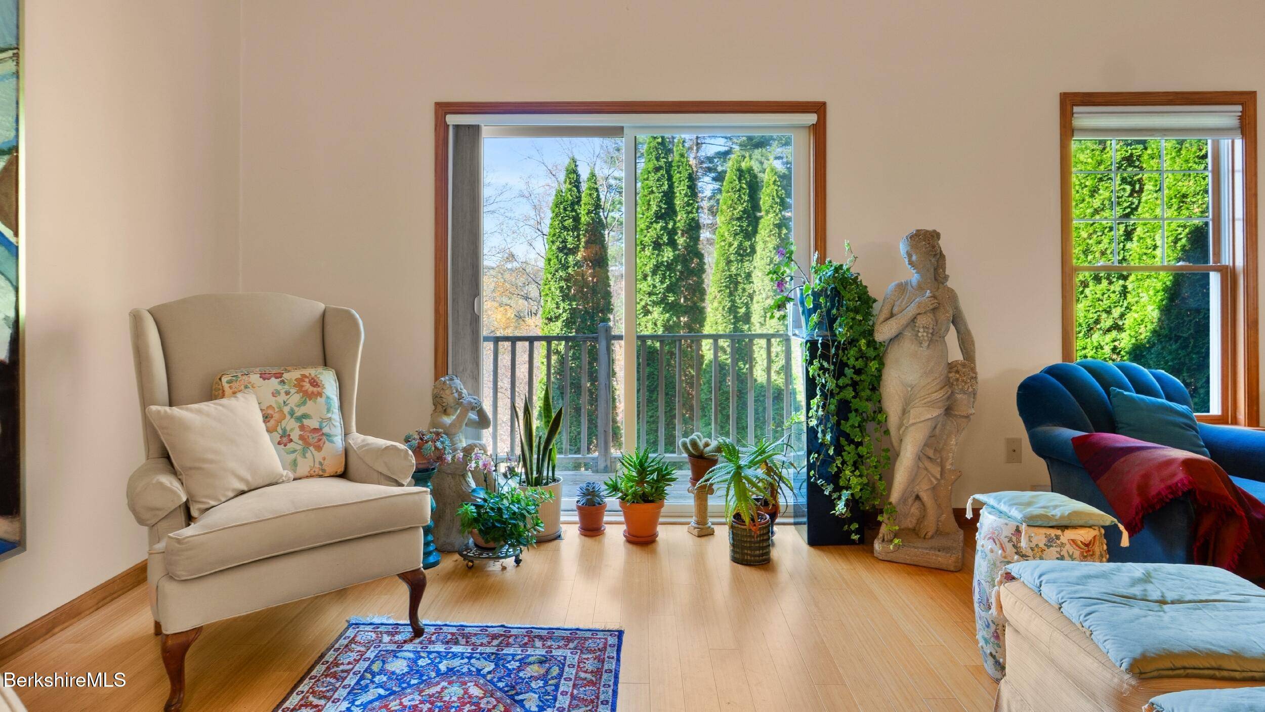 Great Barrington, MA 01230,2 W Rose Ct #B-1