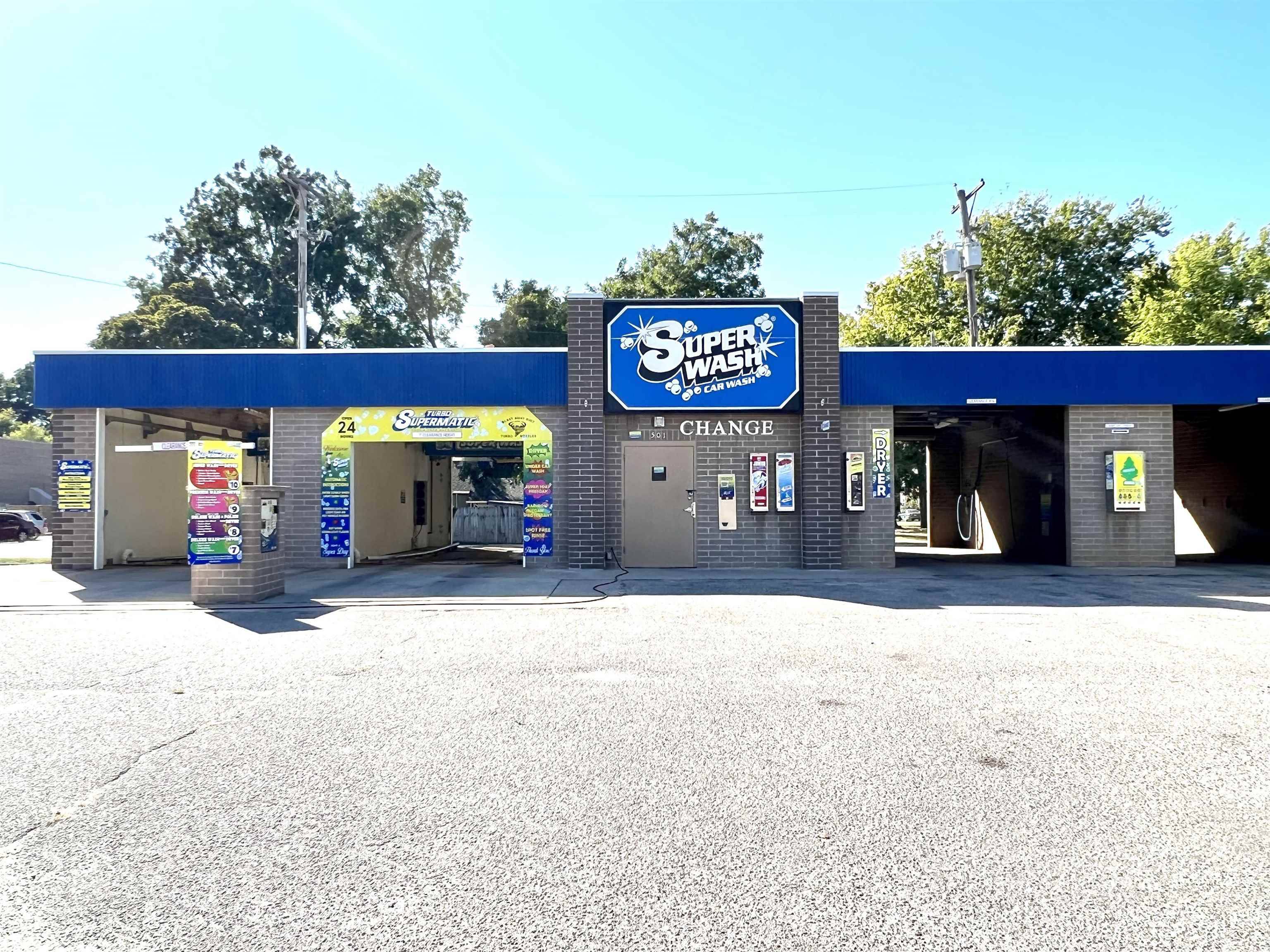 Arkansas City, KS 67005,501 N Summit