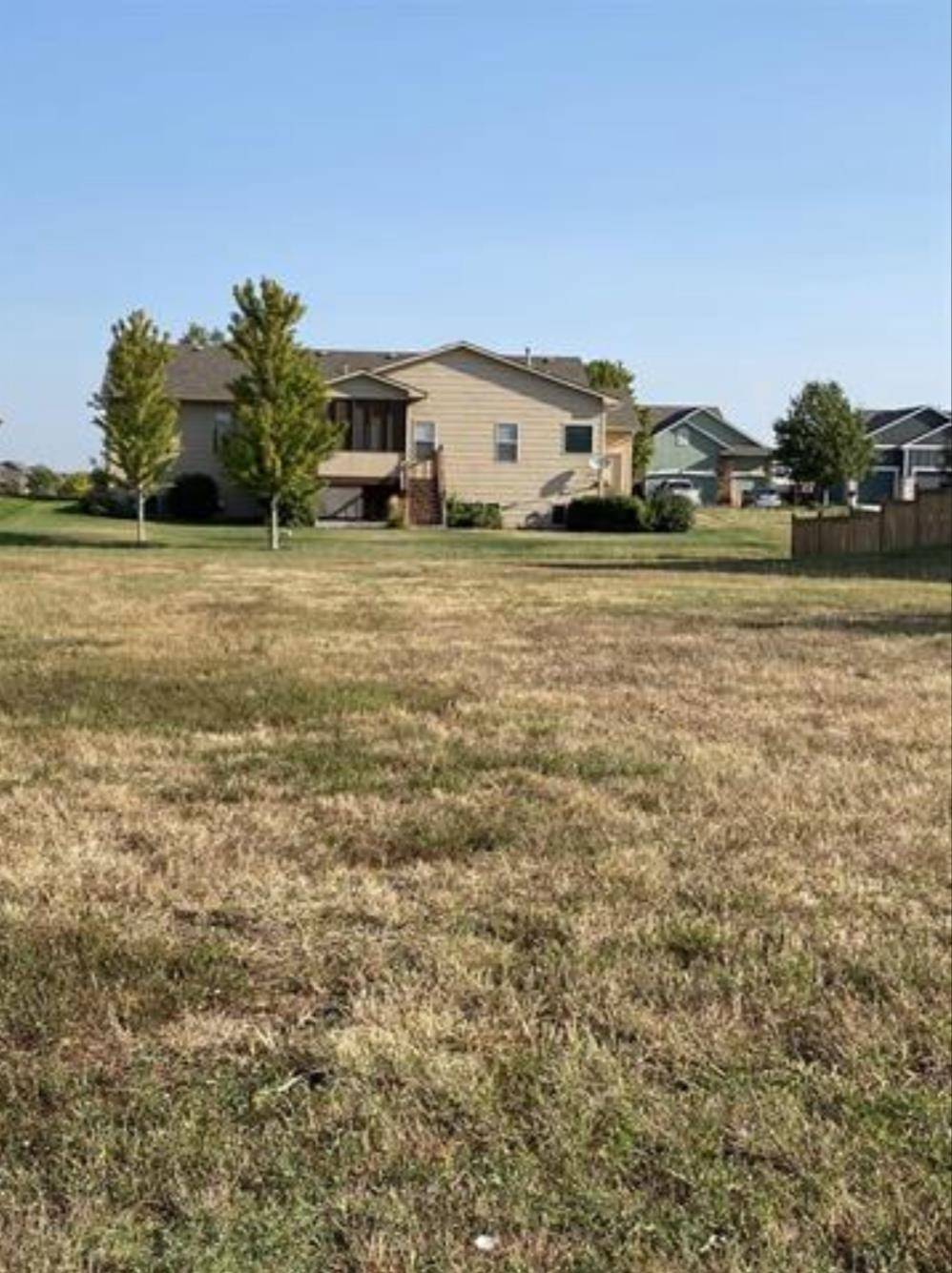 Newton, KS 67114,716 Goldspike