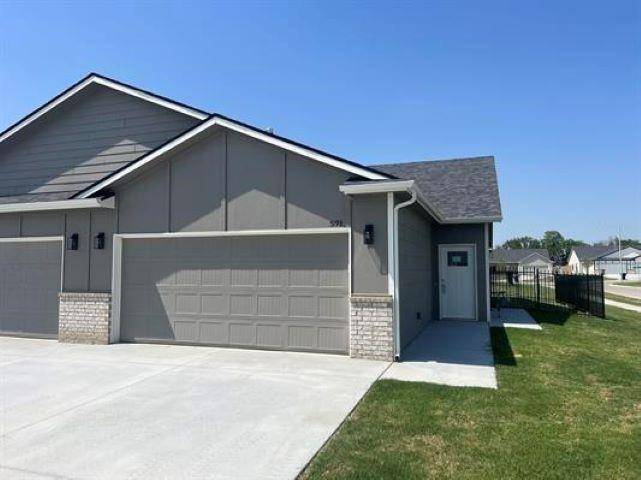 Bel Aire, KS 67226,5166-5168 Cypress St.