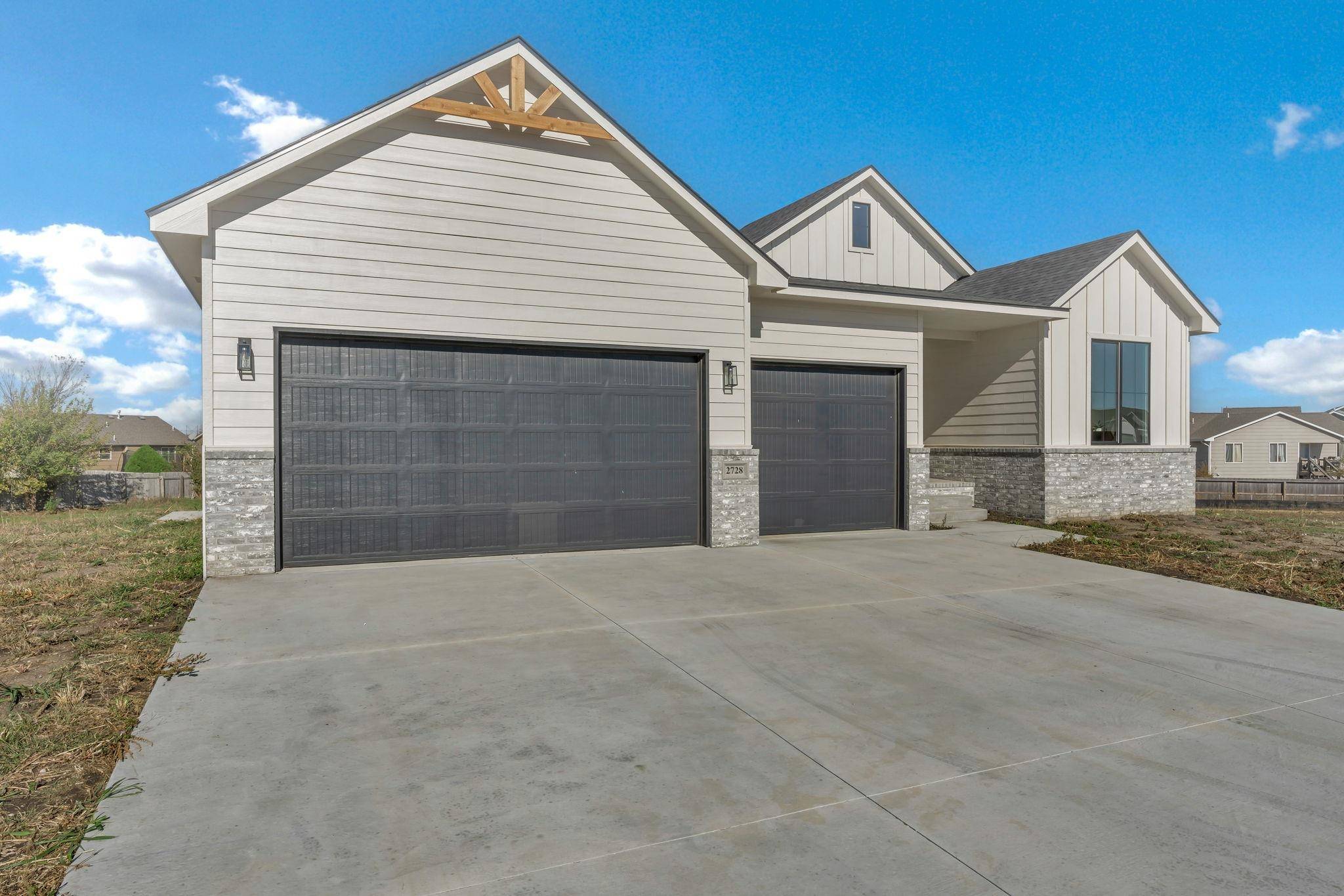 Park City, KS 67219,2728 E Burlington Cir