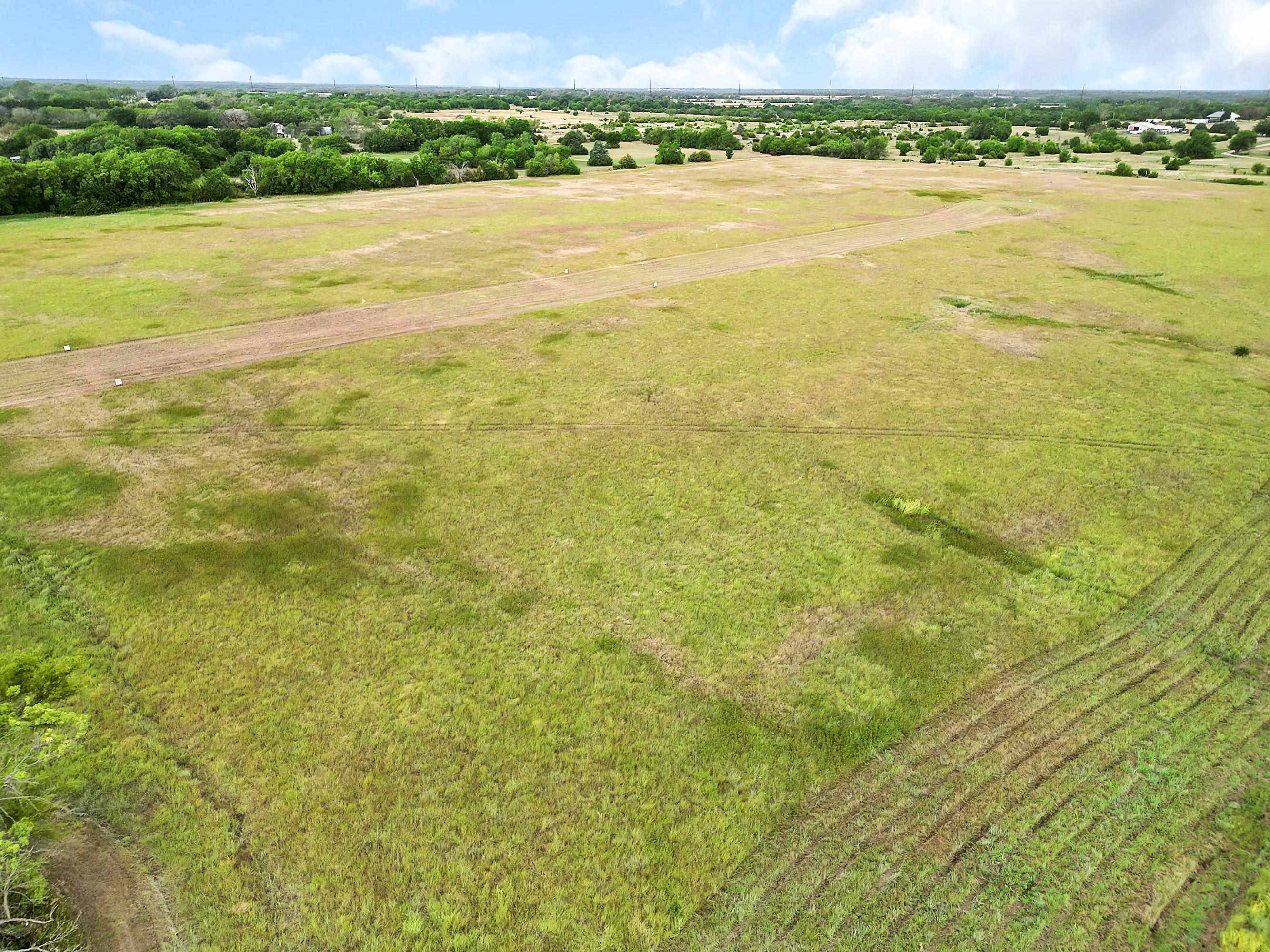 Douglass, KS 67039,0 SW Whitetail Run