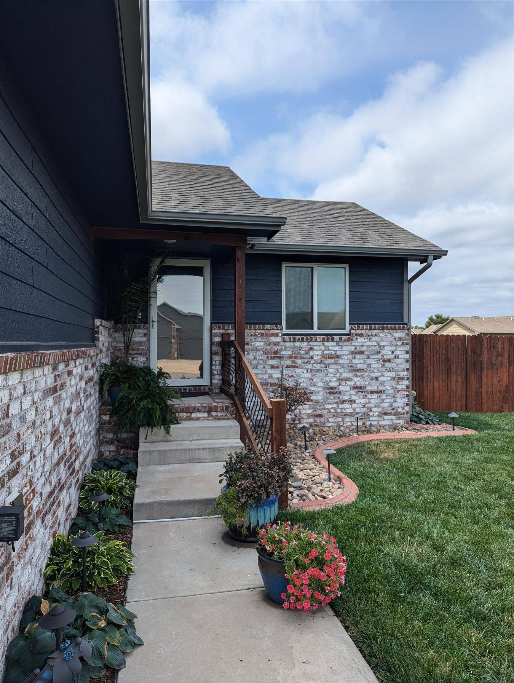 Wichita, KS 67215,11058 W Hollywood Ct