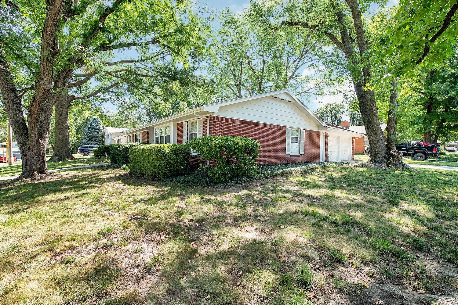 Newton, KS 67114,611 Hart Dr