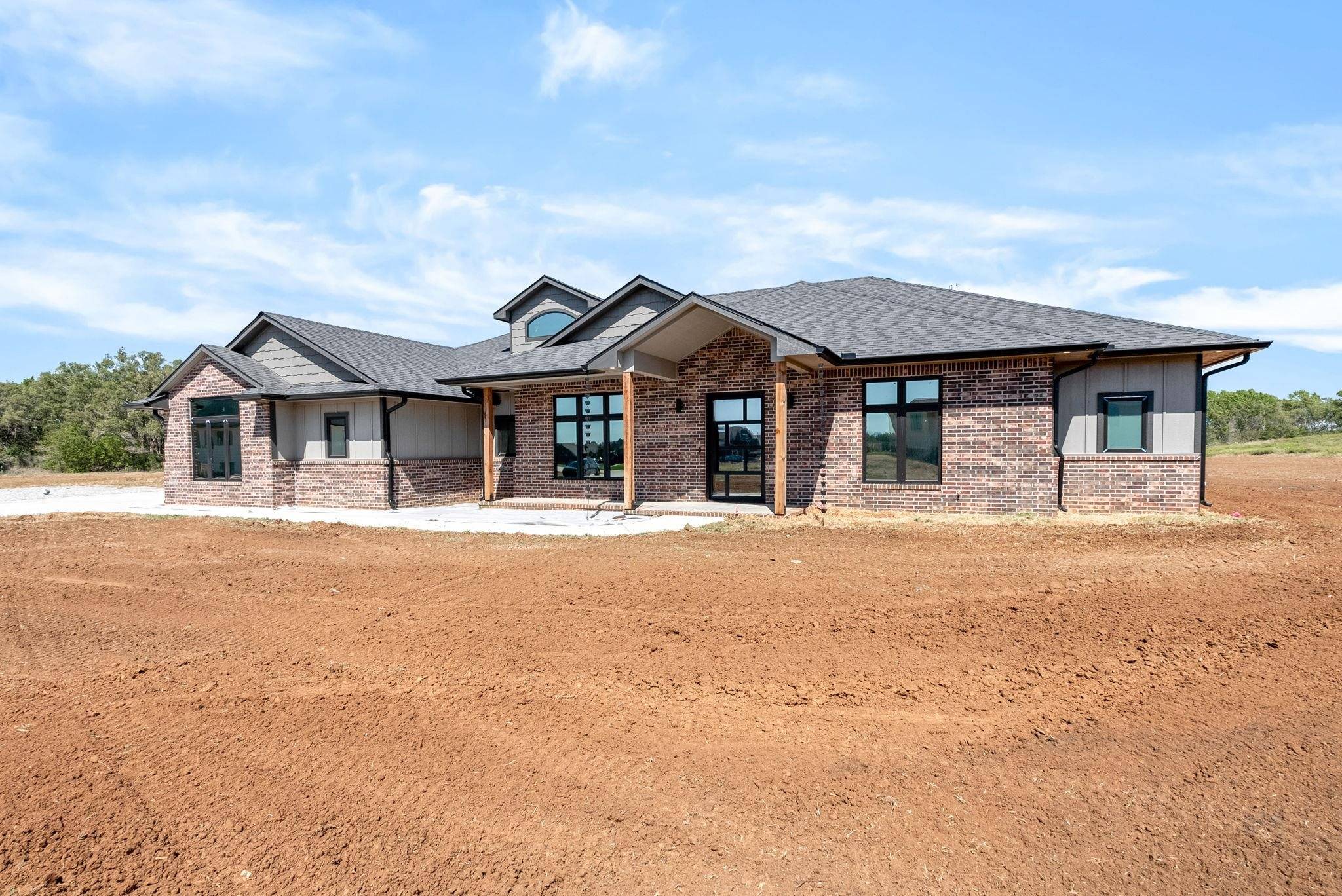 Garden Plain, KS 67050,104 N Estes St