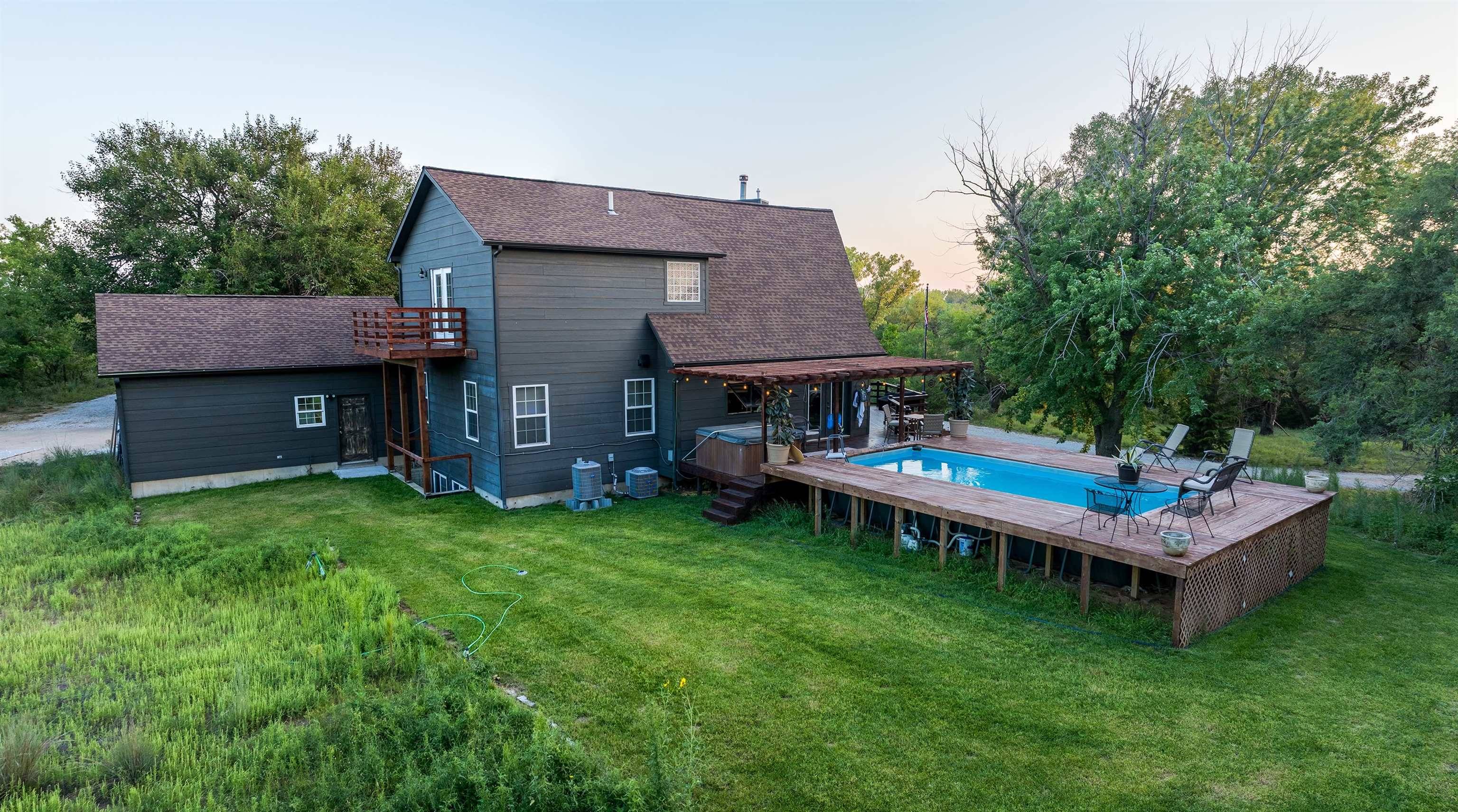 Hutchinson, KS 67502,803 Rolling Dunes Rd