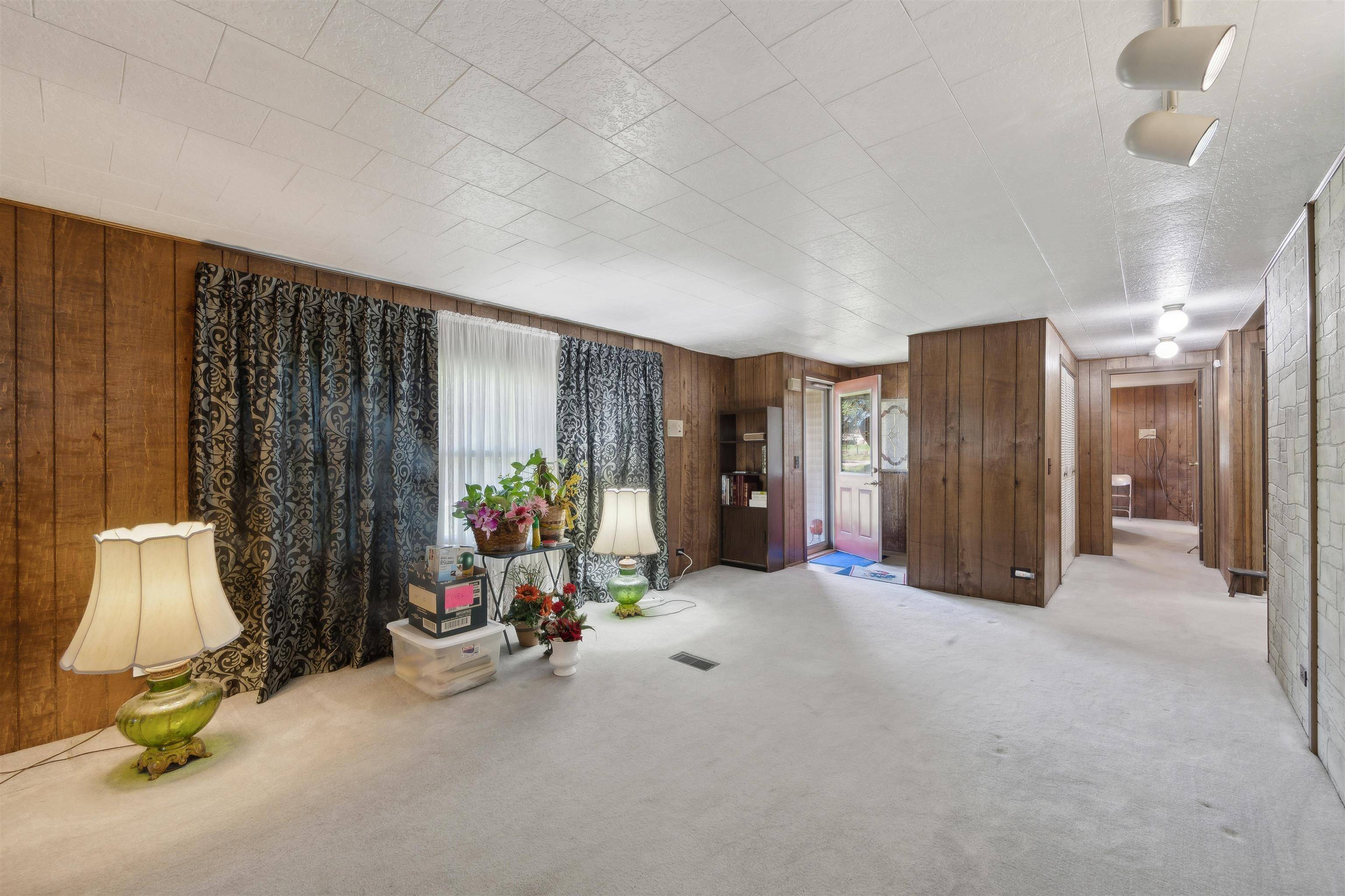 Caldwell, KS 67022,423 N St Marys St