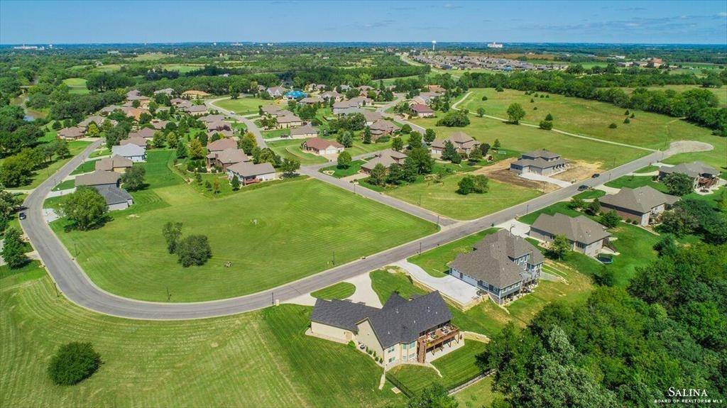 Salina, KS 67401,2537 Angus Ln