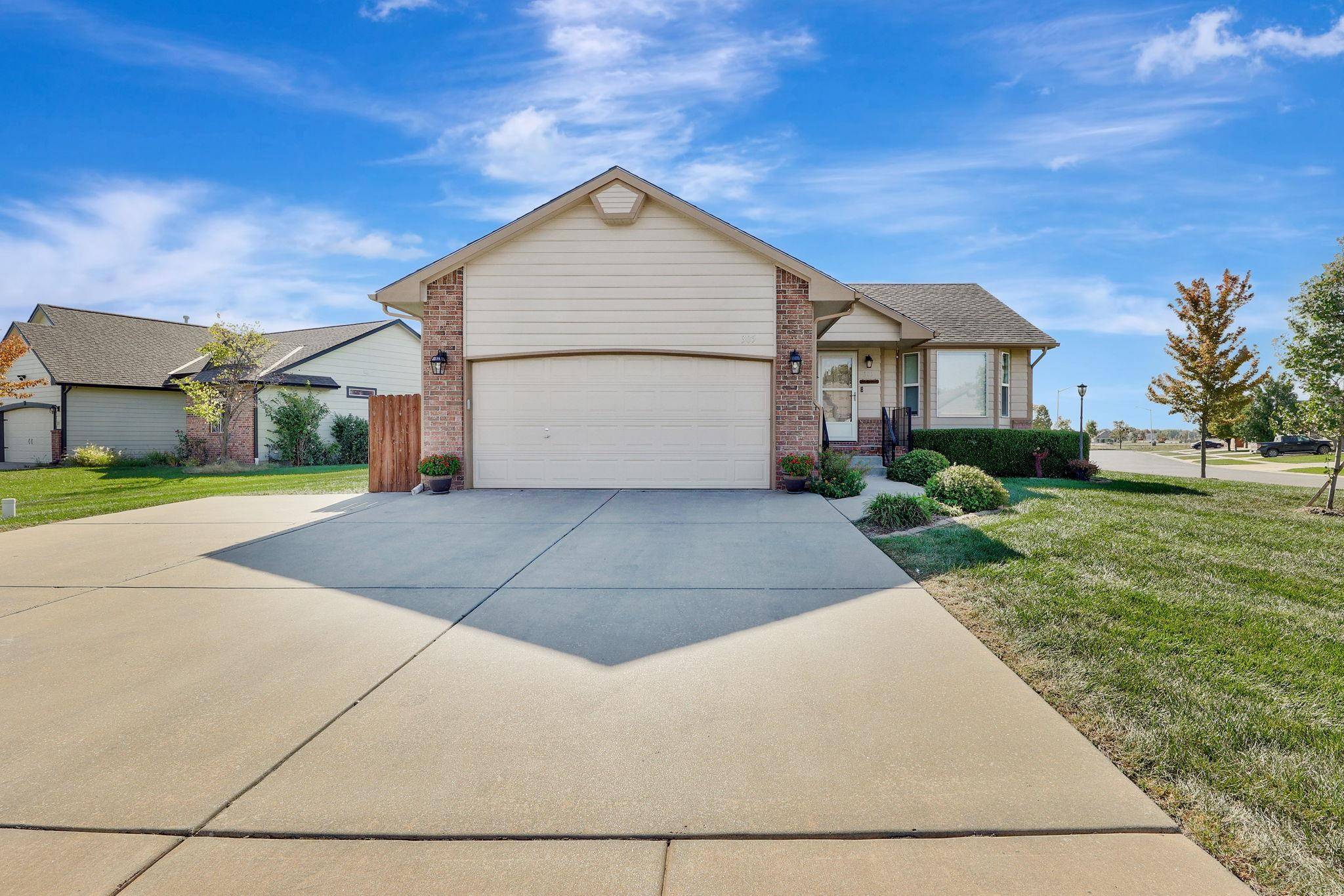 Andover, KS 67002,305 W Meadowsweet Ct