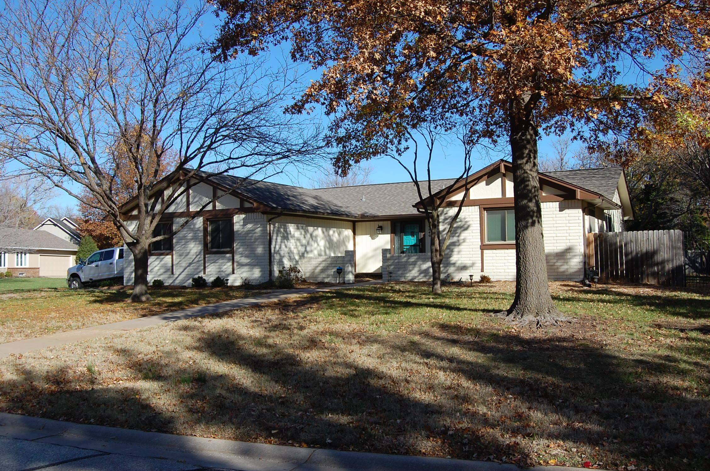 Wichita, KS 67226,2246 N Longwood Cir