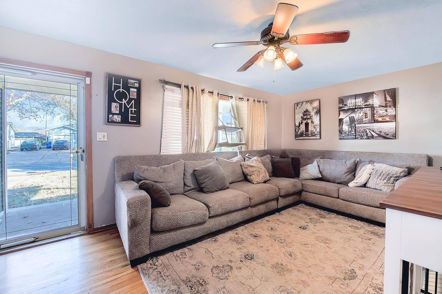 Haysville, KS 67060,163 Western Ave