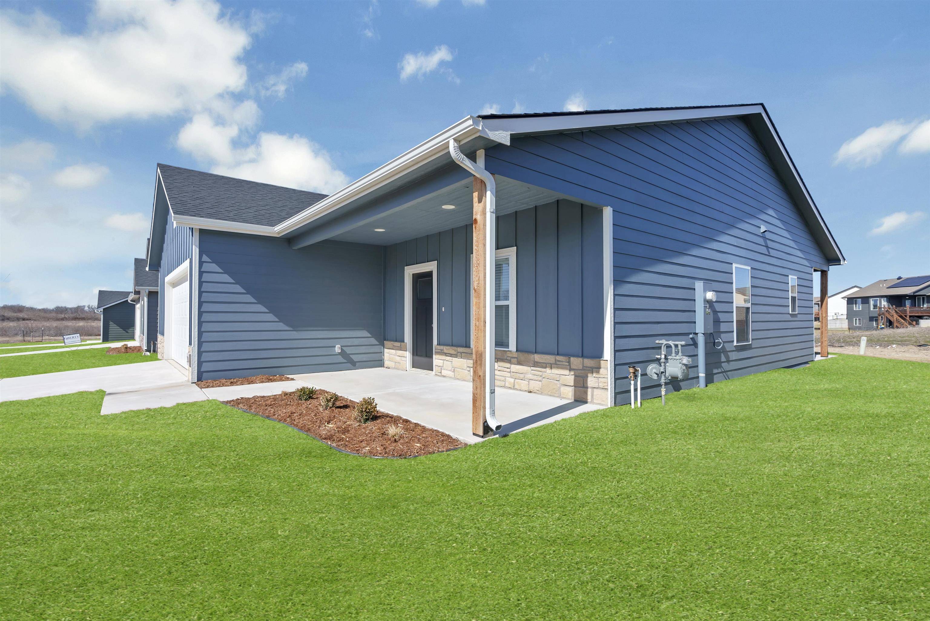 Derby, KS 67037,3621 E Hollandale St