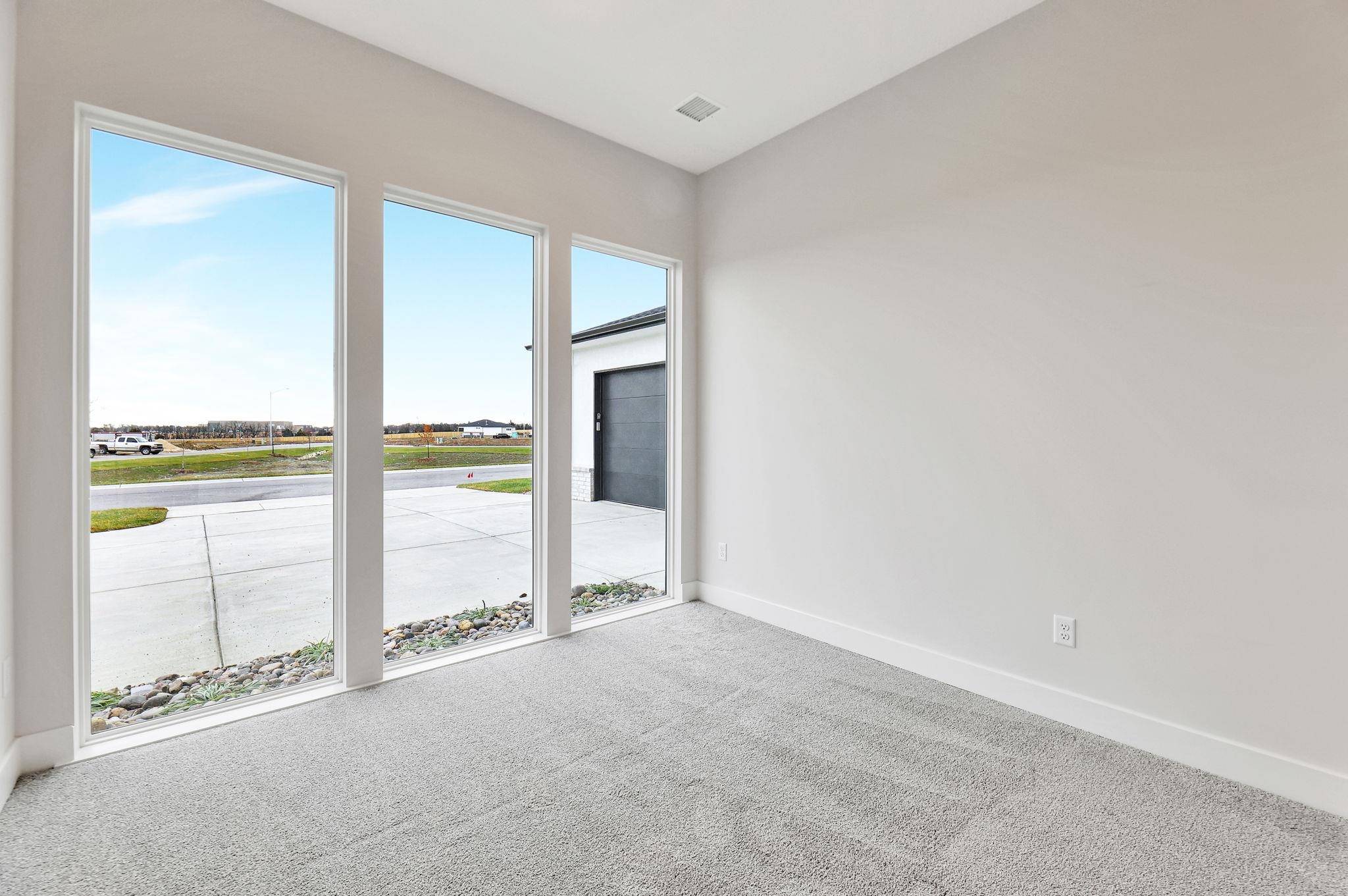 Andover, KS 67002,832 N Speyside Cir