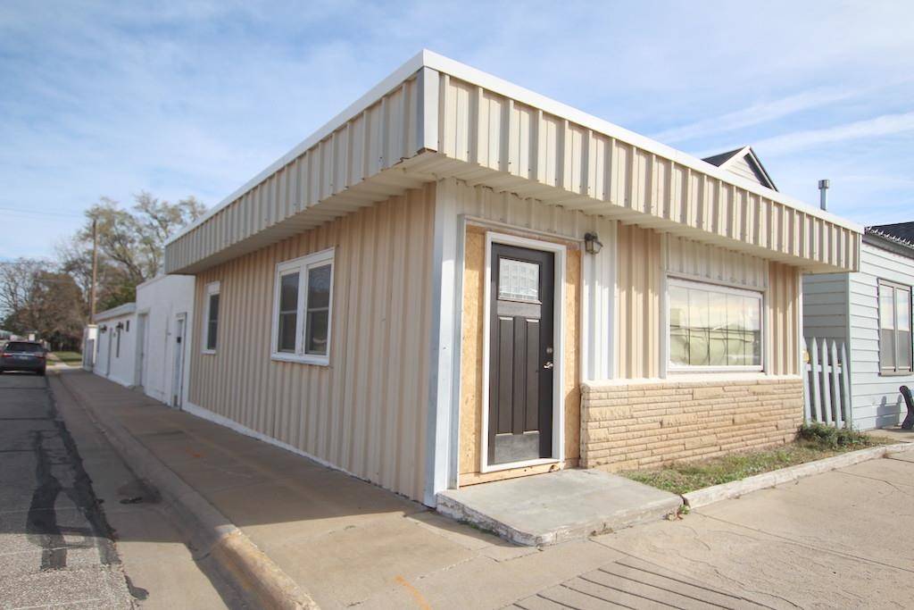 Goddard, KS 67052,128 N Main St