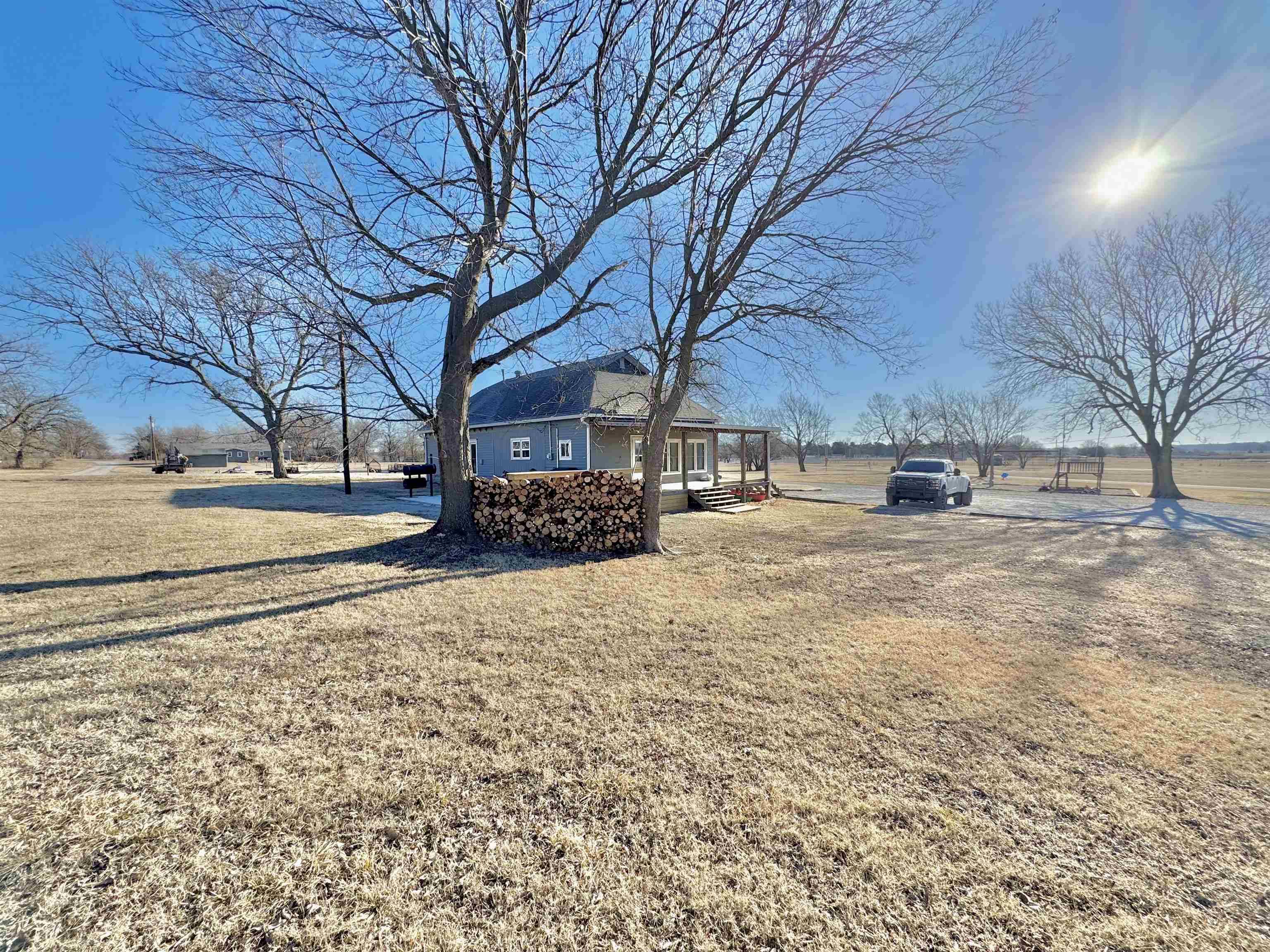 Cedar Vale, KS 67024,109 Maple Rd