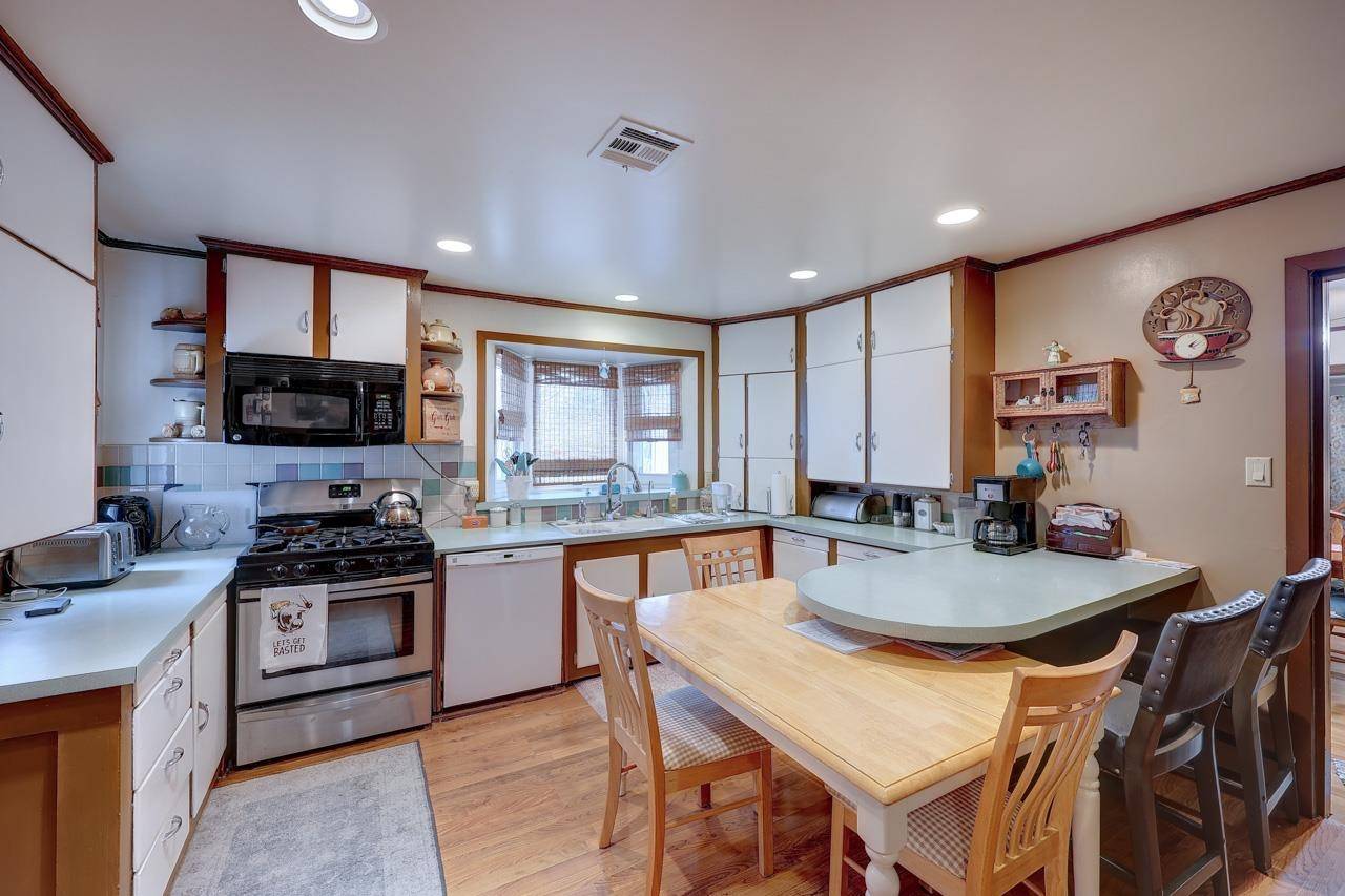 Winfield, KS 67156,1511 Lynn Ave