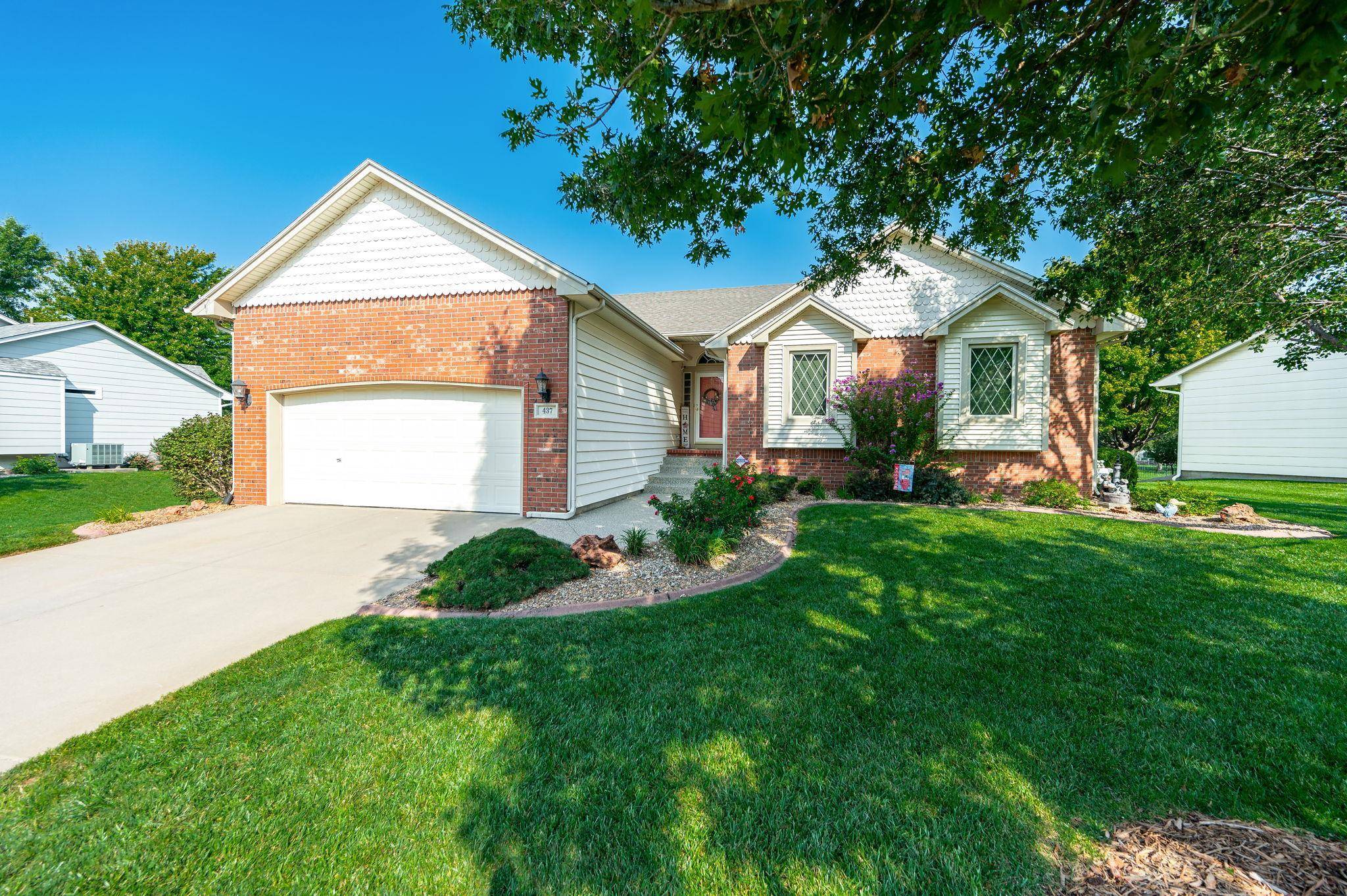 Wichita, KS 67209,437 S Stoney Point St
