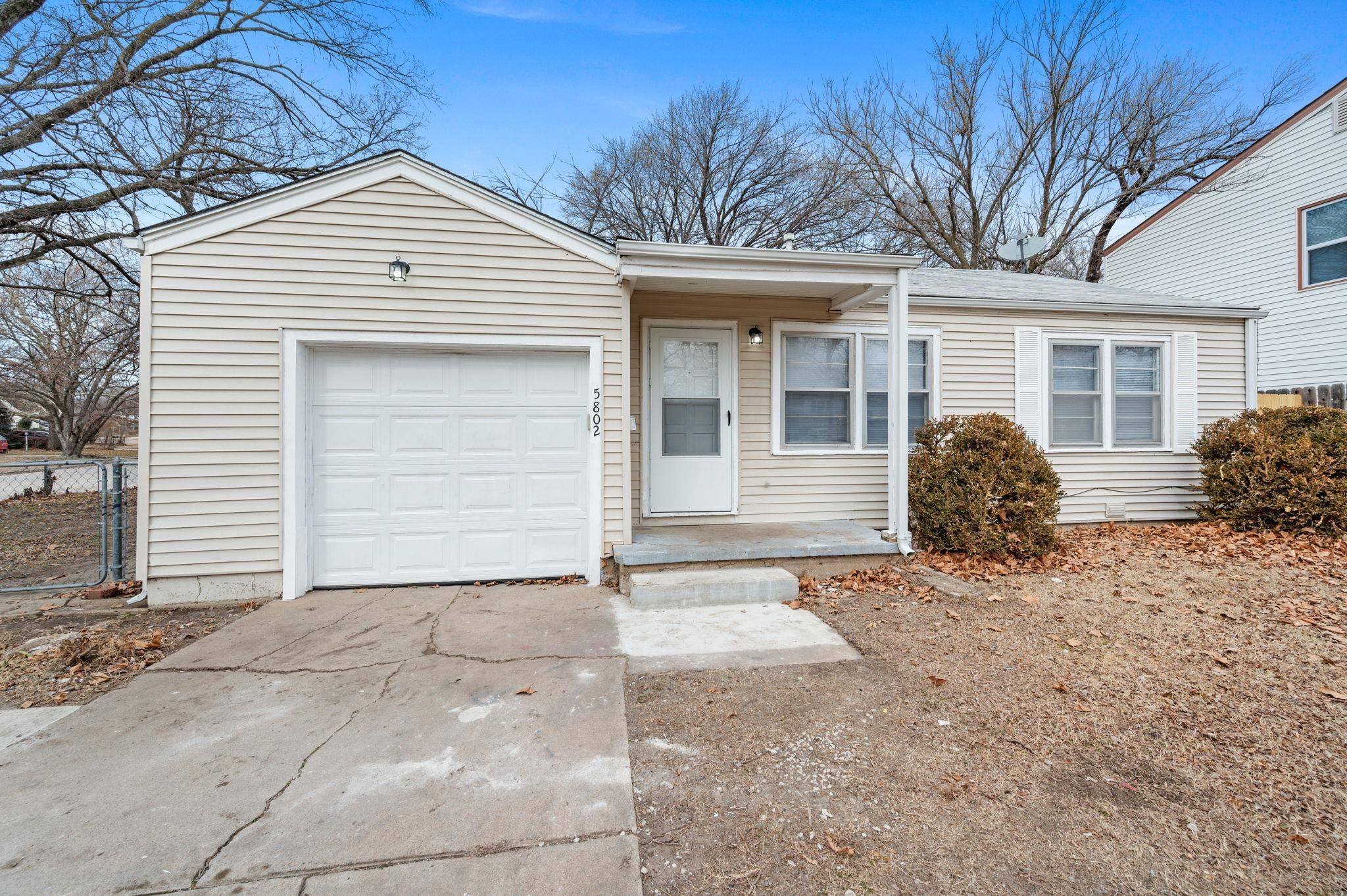 Wichita, KS 67218,5802 E Skinner St