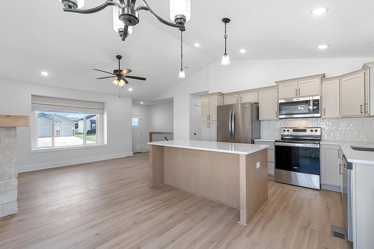 Bel Aire, KS 67226,8617 E Chris St