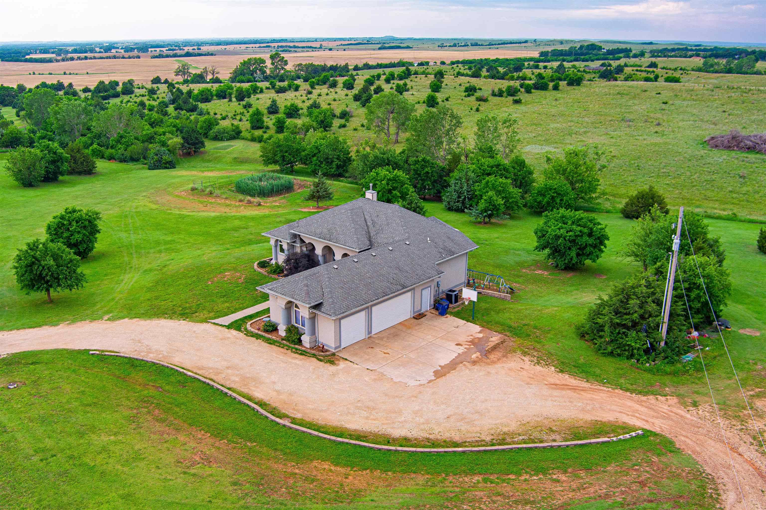 Salina, KS 67401,3470 Scenic Slope Rd