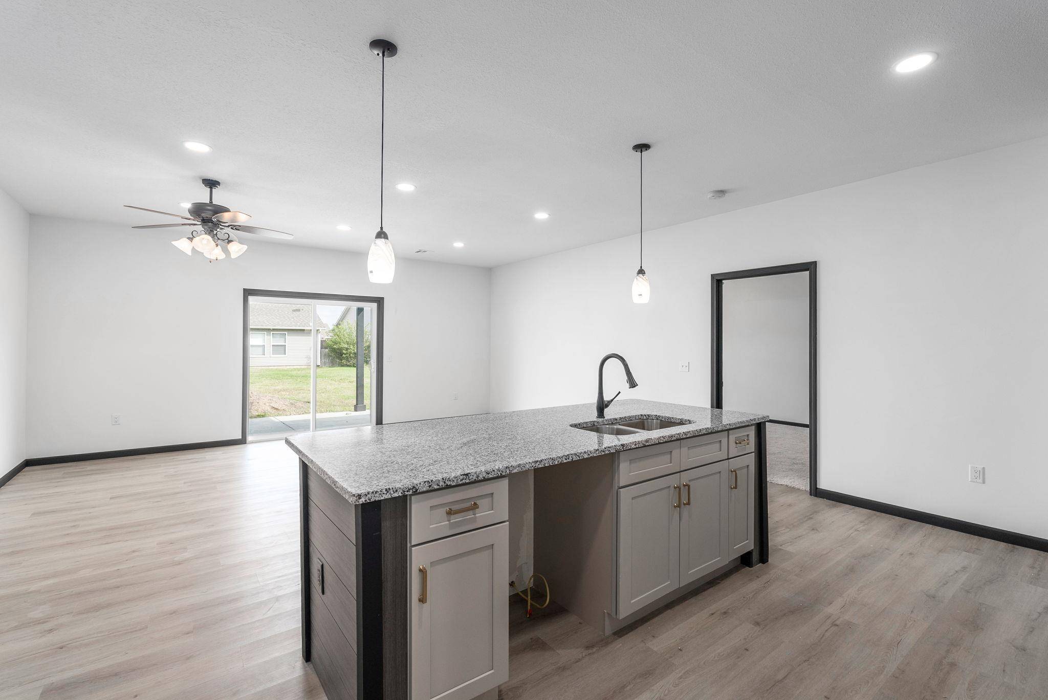 Valley Center, KS 67147,852 N Redbud Ct