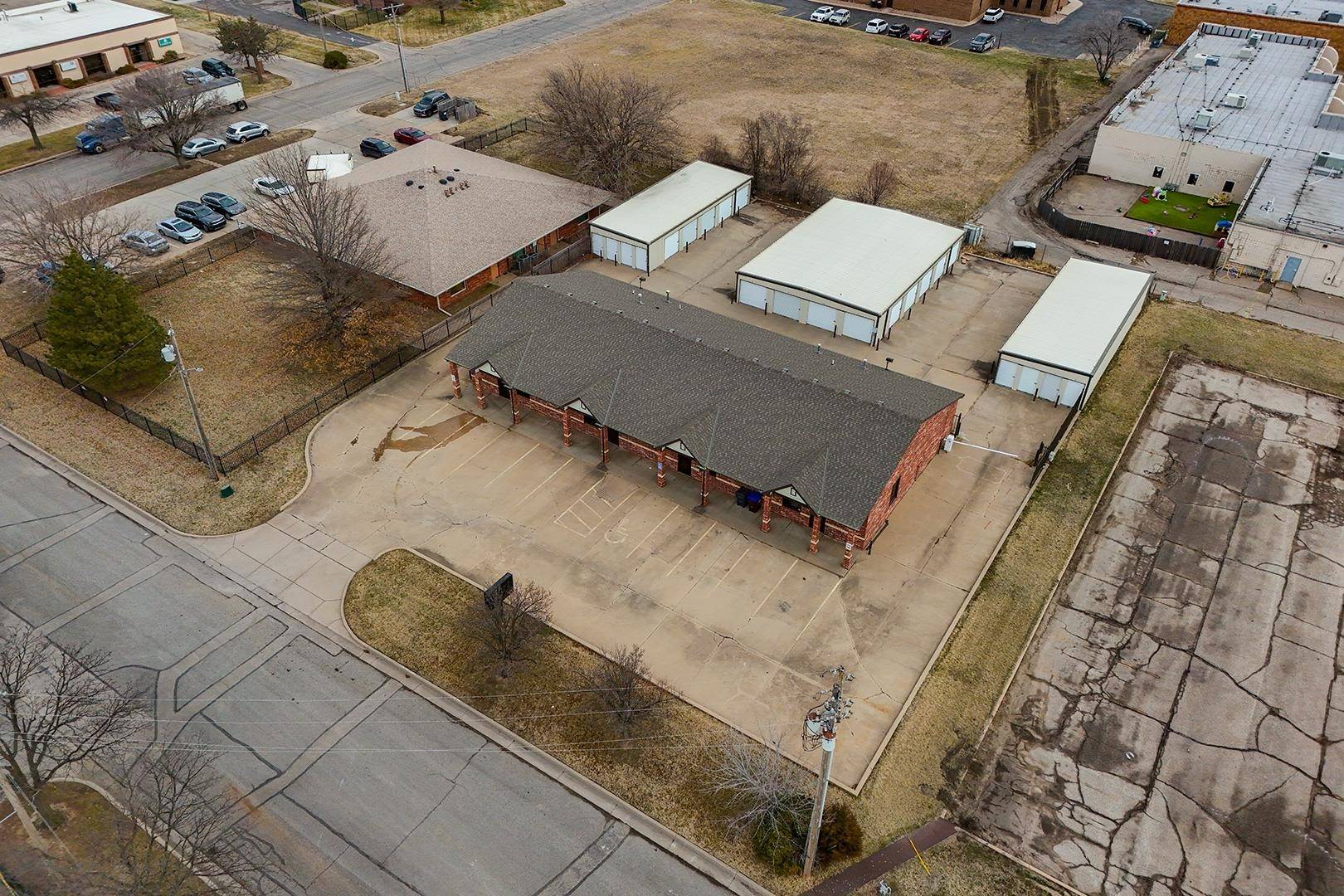 Wichita, KS 67207,1822 S Longfellow Cir