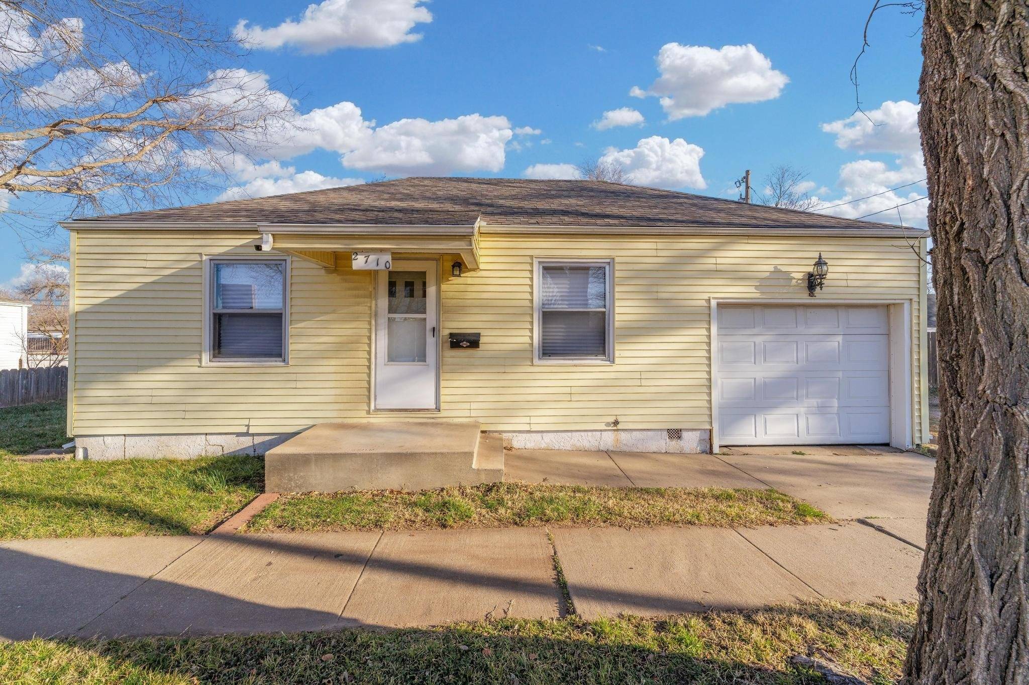 Wichita, KS 67211,2710 E Lincoln St