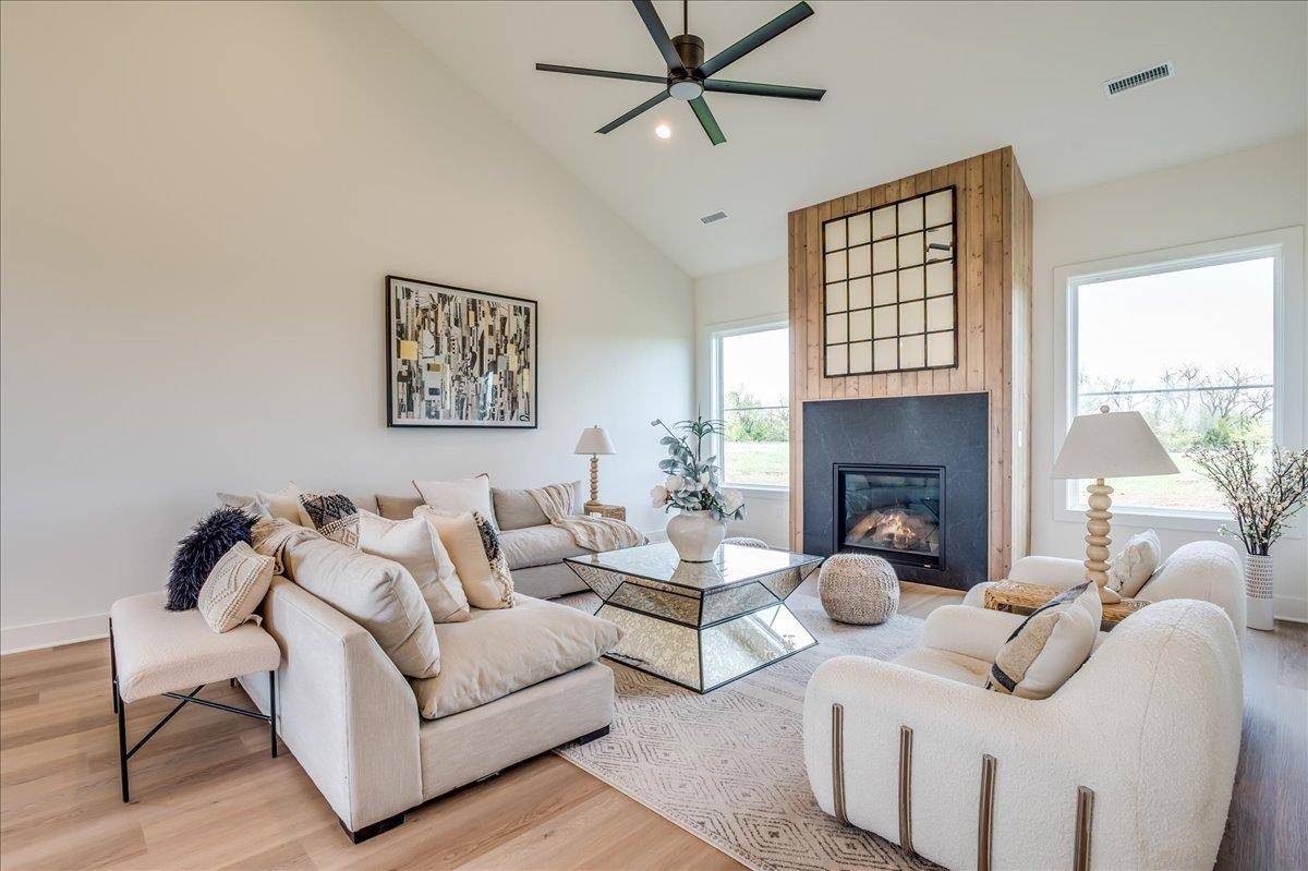 Valley Center, KS 67147,2440 E Cedar Hill Ct