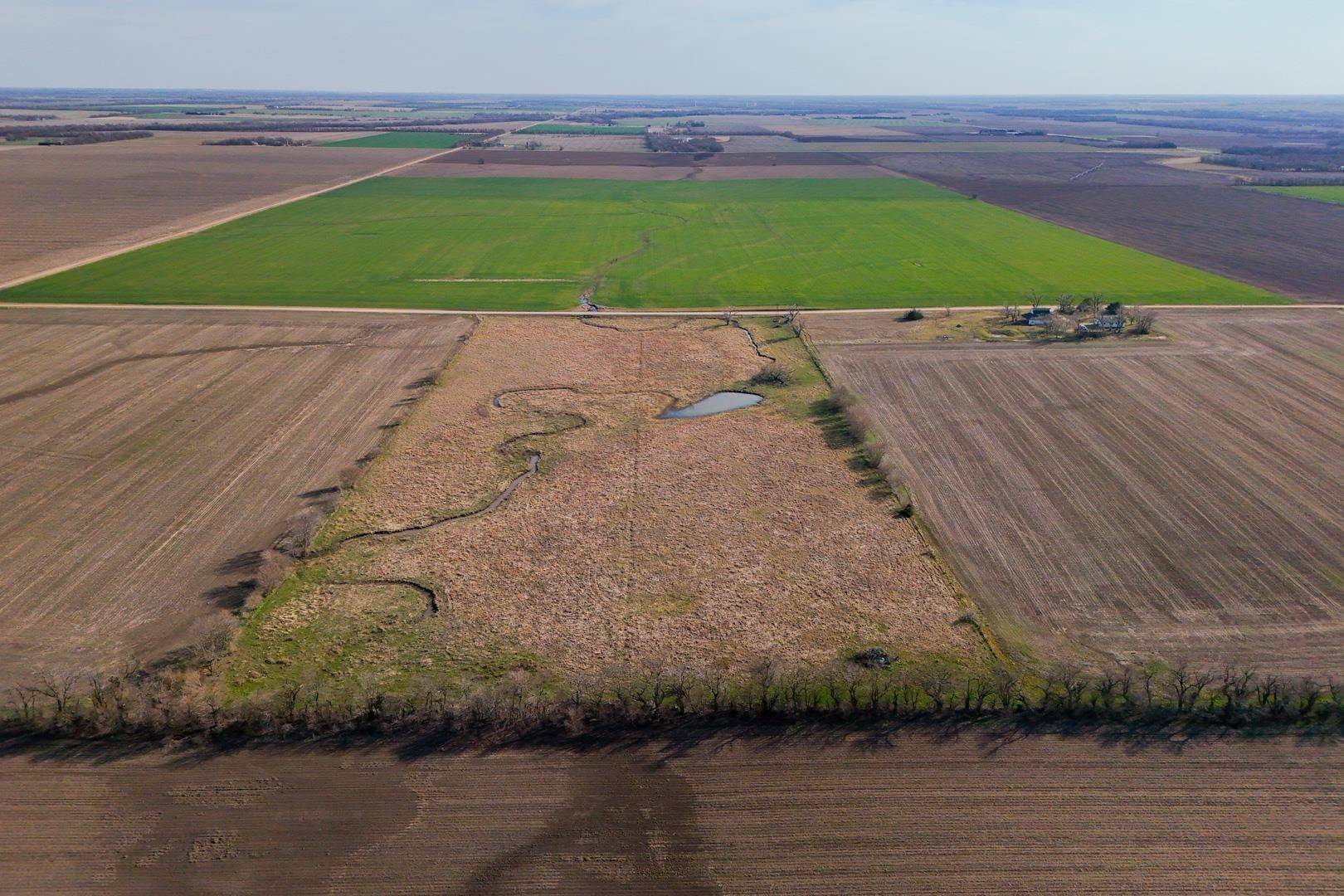 Newton, KS 67114,17.85 +/- Acres SW 48th St.