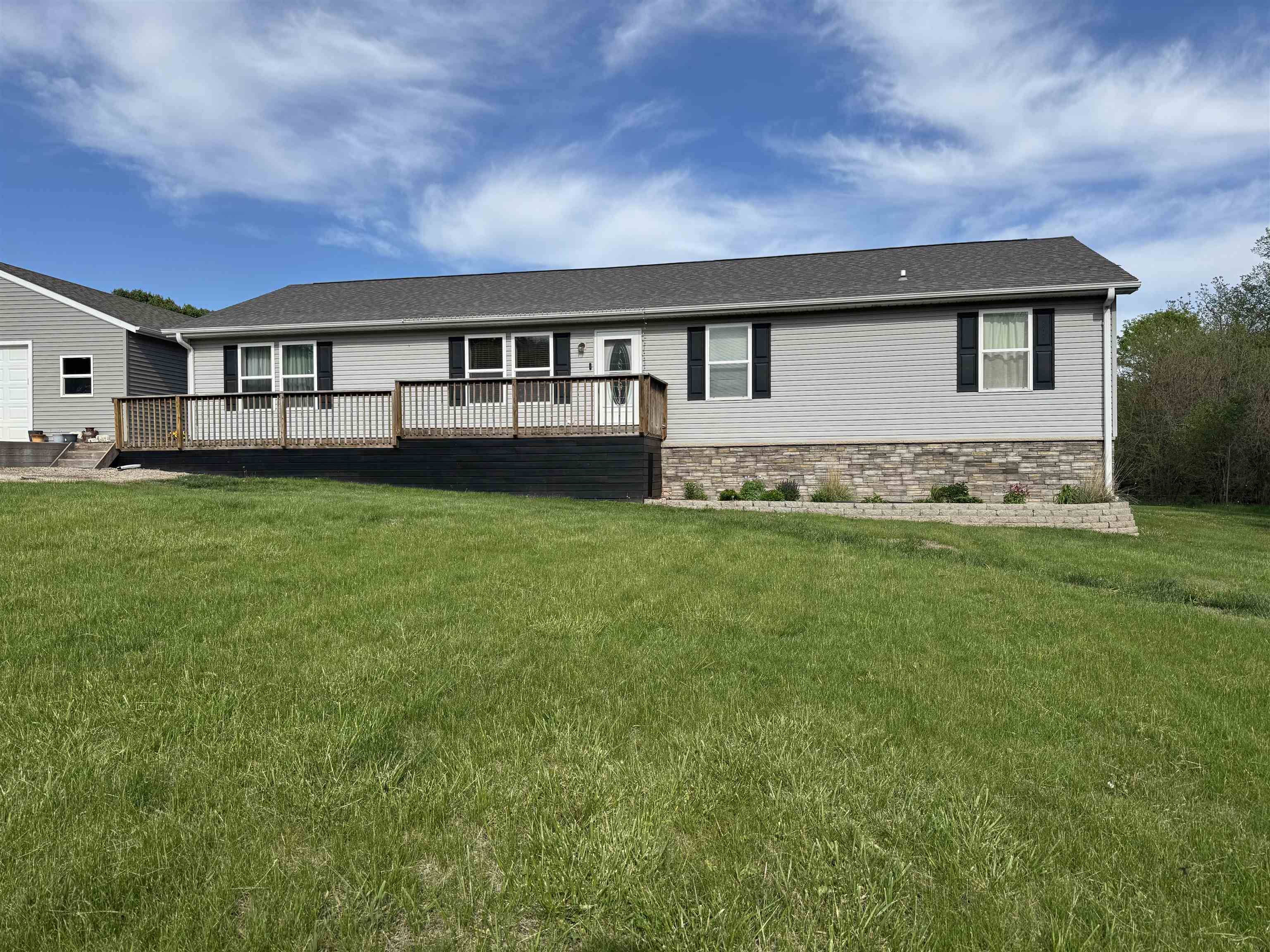 Belleville, KS 66935,1611 T St