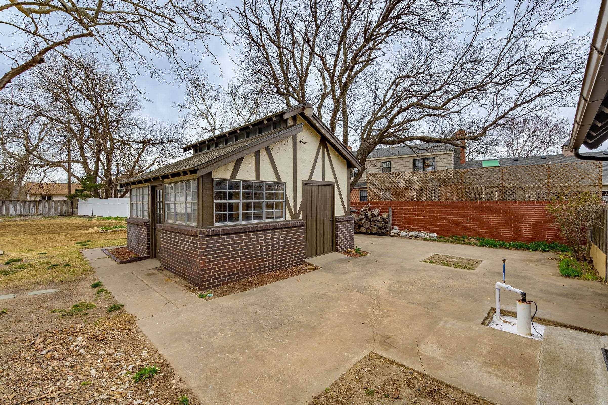 Wichita, KS 67204,2419 W Benjamin Dr