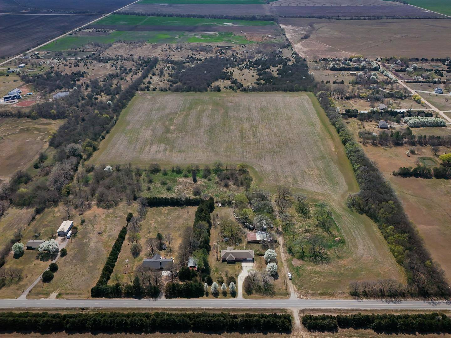 Clearwater, KS 67026,25.18+/- Acres 103rd St.