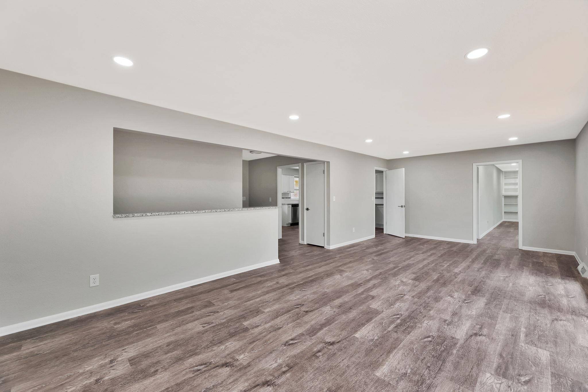 Wichita, KS 67207,936 S Dowell Ter