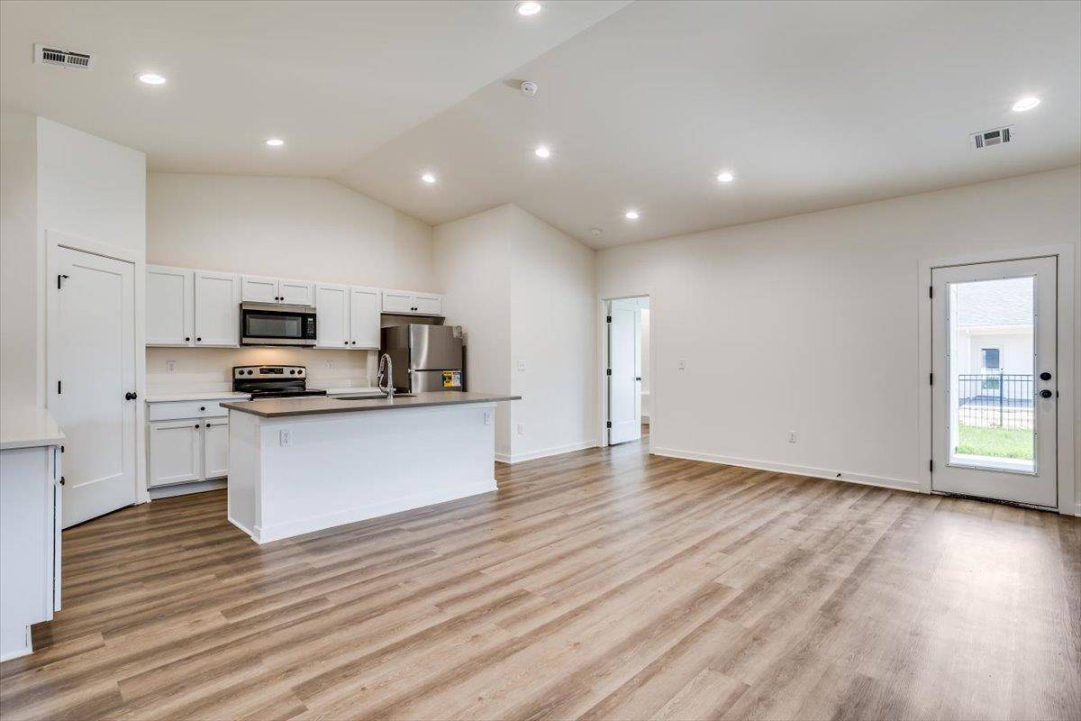 Goddard, KS 67052,15208 W Kristina St